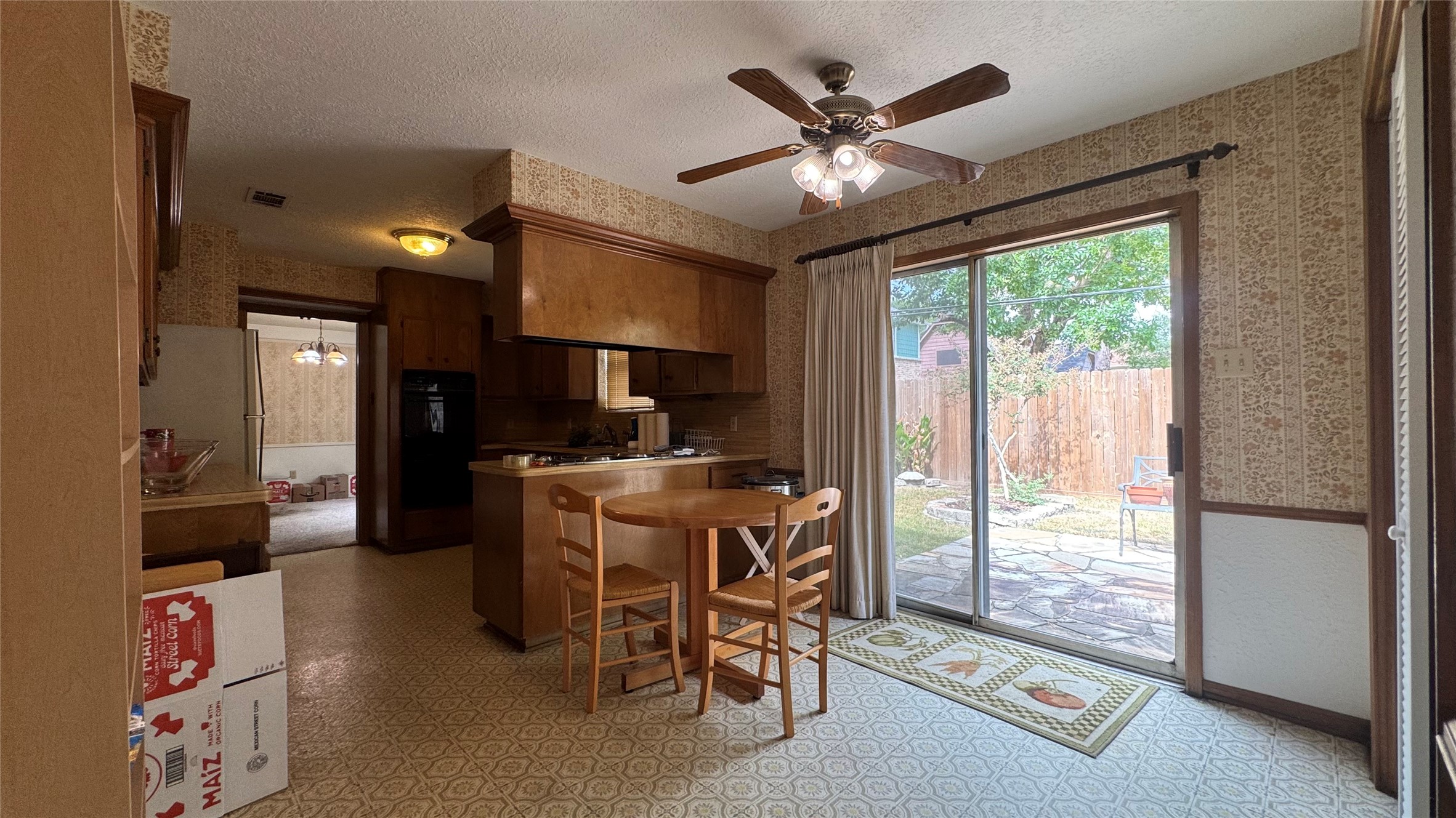 16418 Fox Crossing Lane Property Photo 16