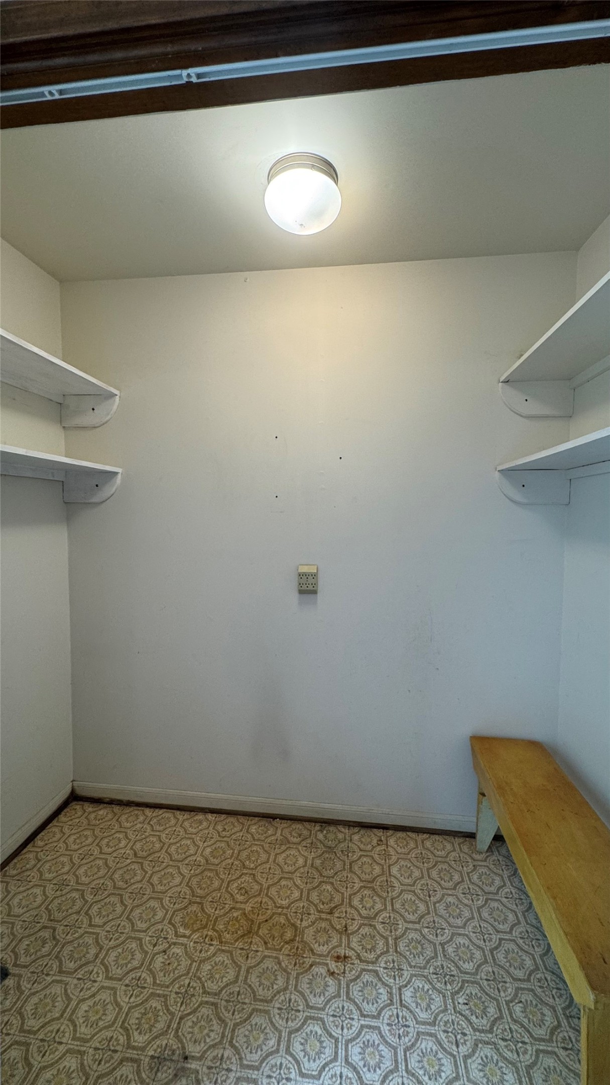 16418 Fox Crossing Lane Property Photo 18