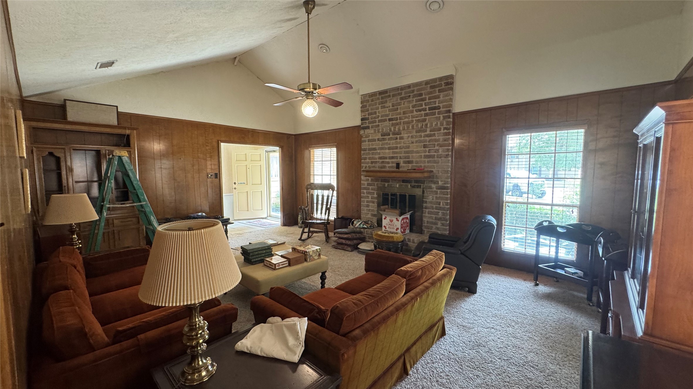 16418 Fox Crossing Lane Property Photo 24