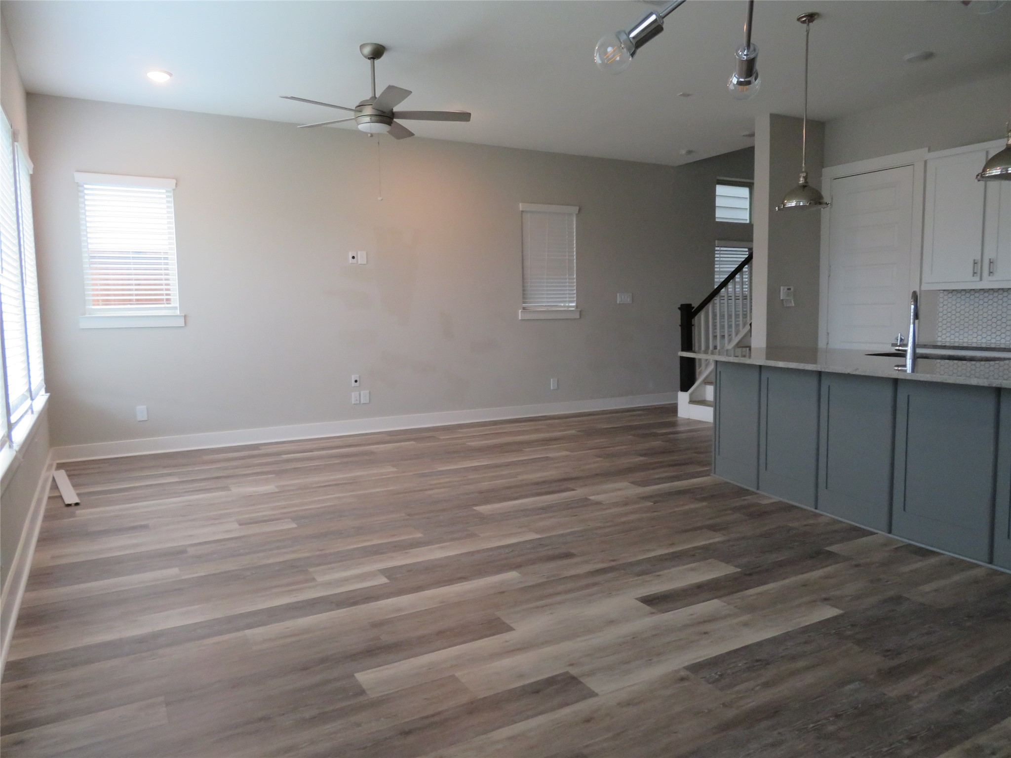 10962 Swang Link Drive Property Photo 16