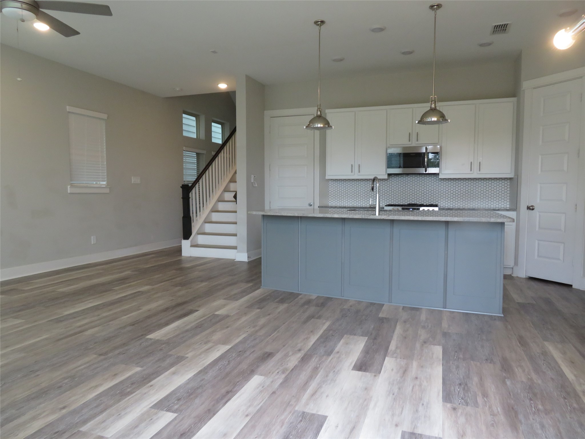 10962 Swang Link Drive Property Photo 19