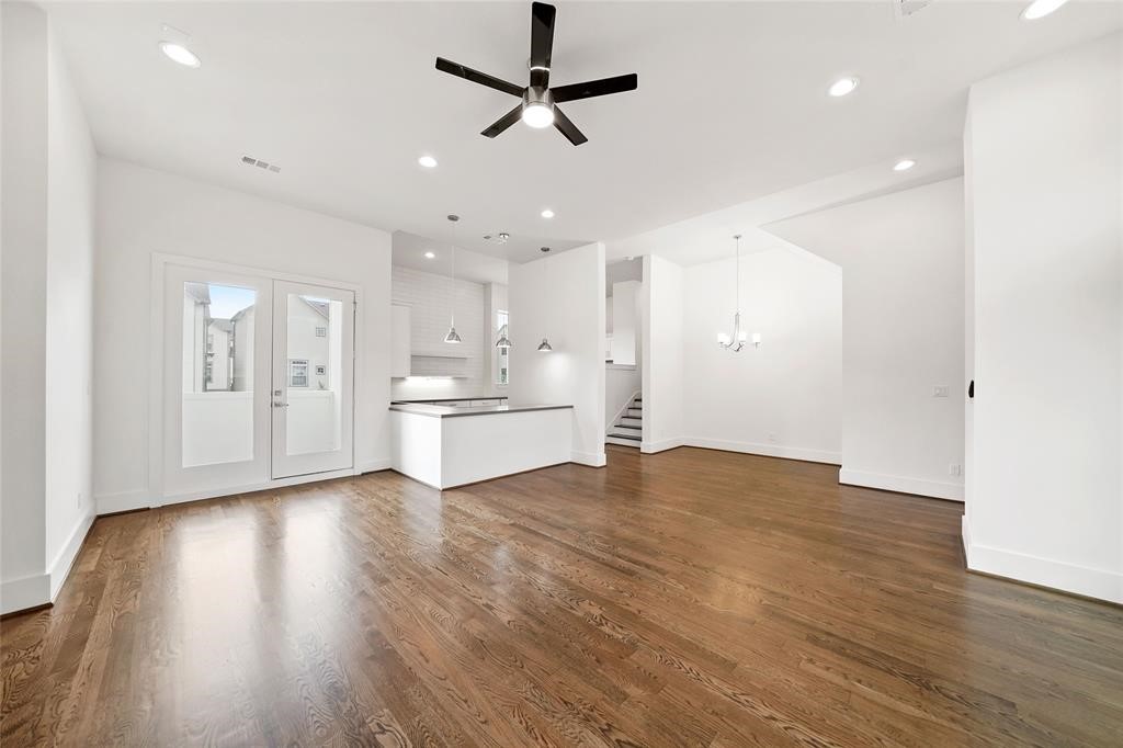 1539 W 23rd Street D Property Photo 7