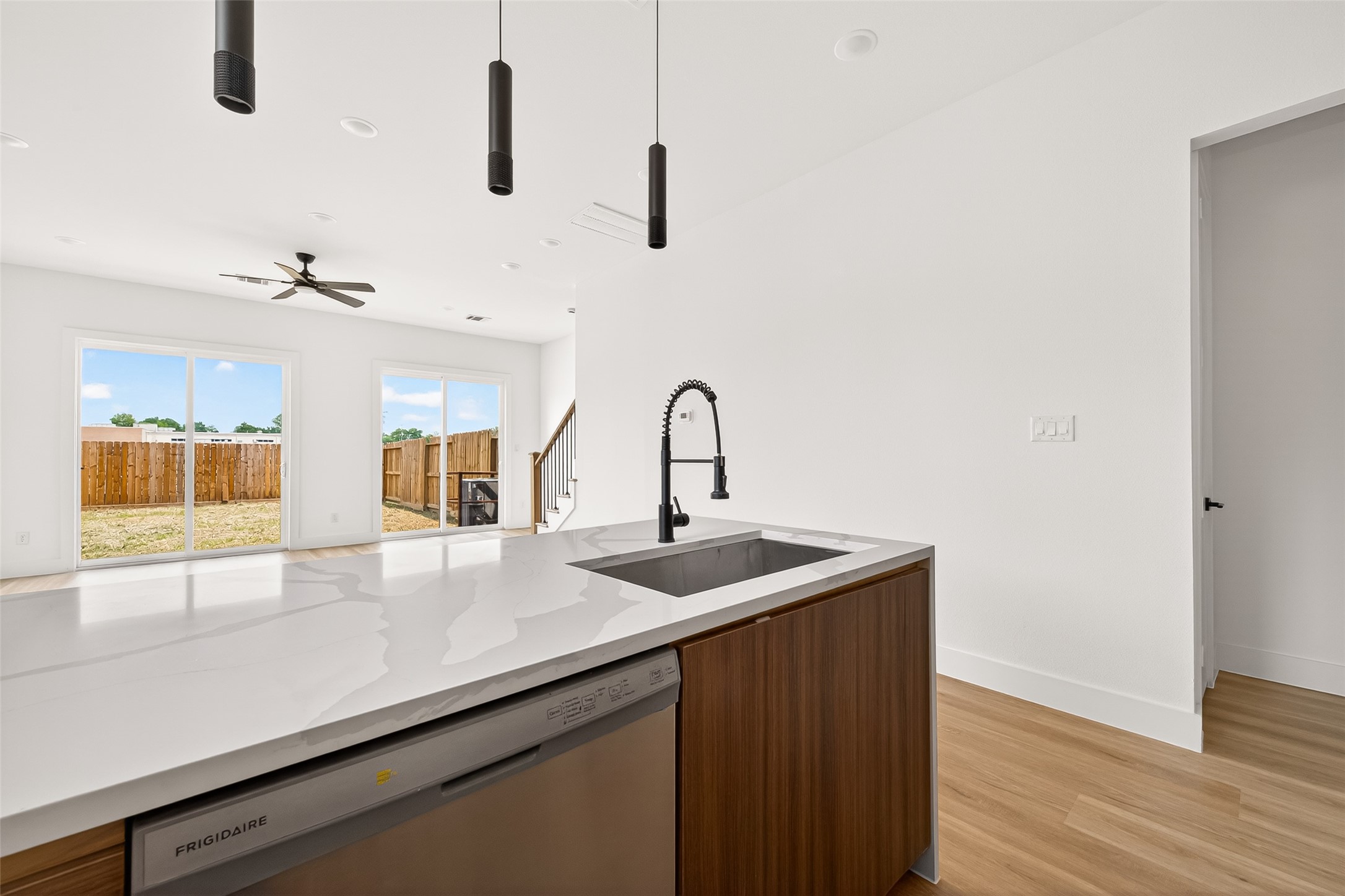 7422 Maxroy Street Property Photo 15