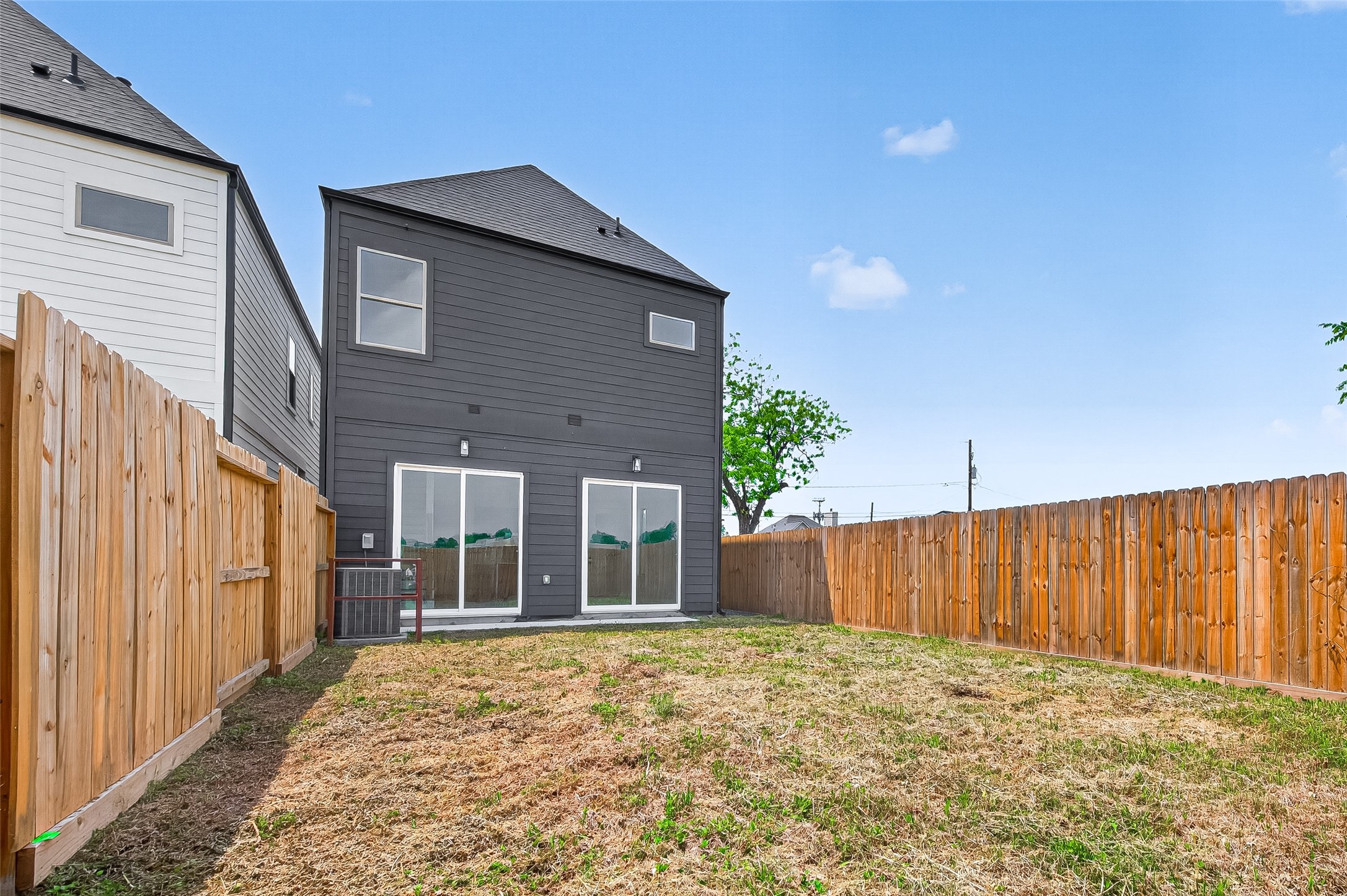 7422 Maxroy Street Property Photo 39