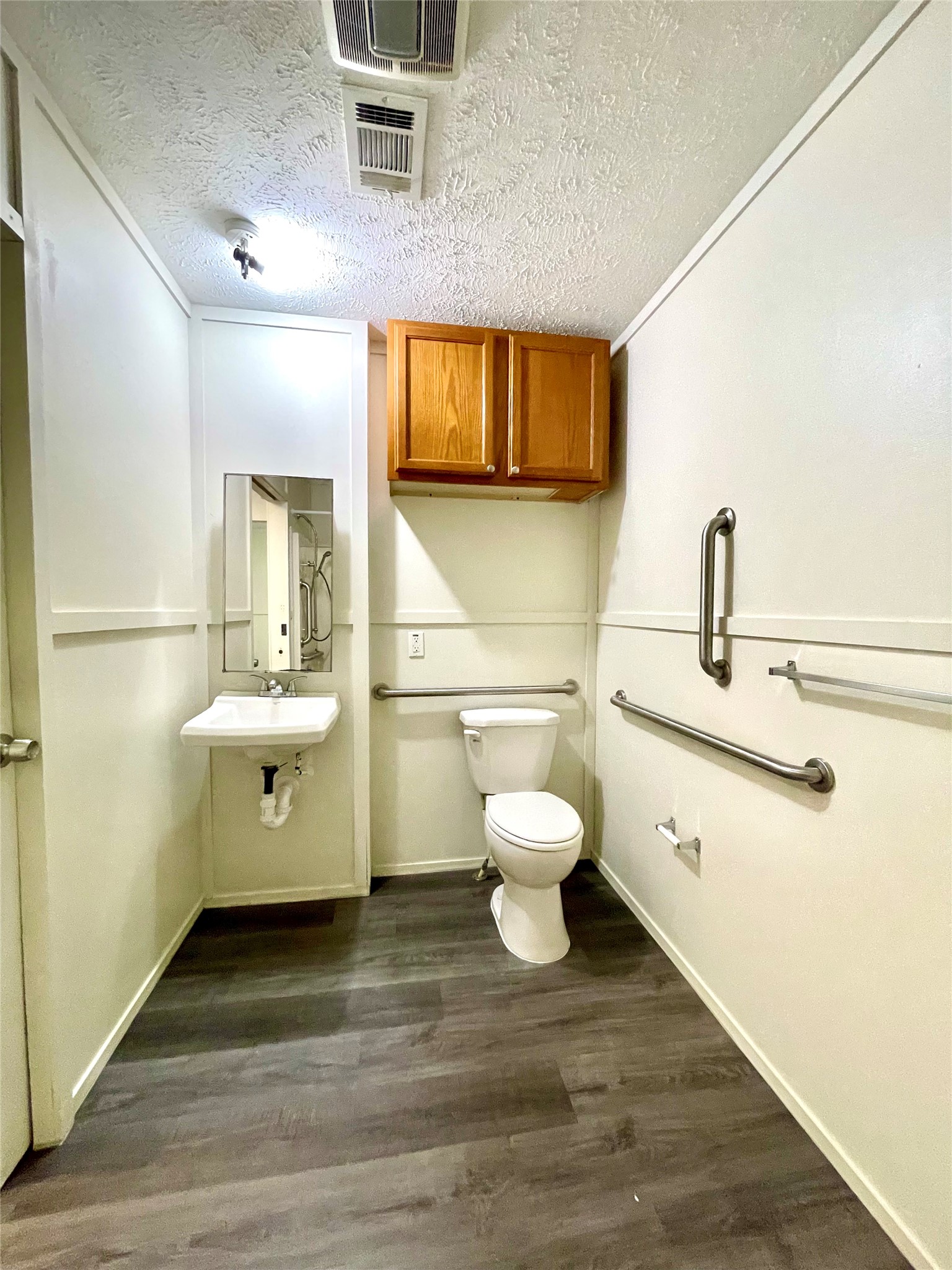 71 Woodrow St 71 Property Photo 16