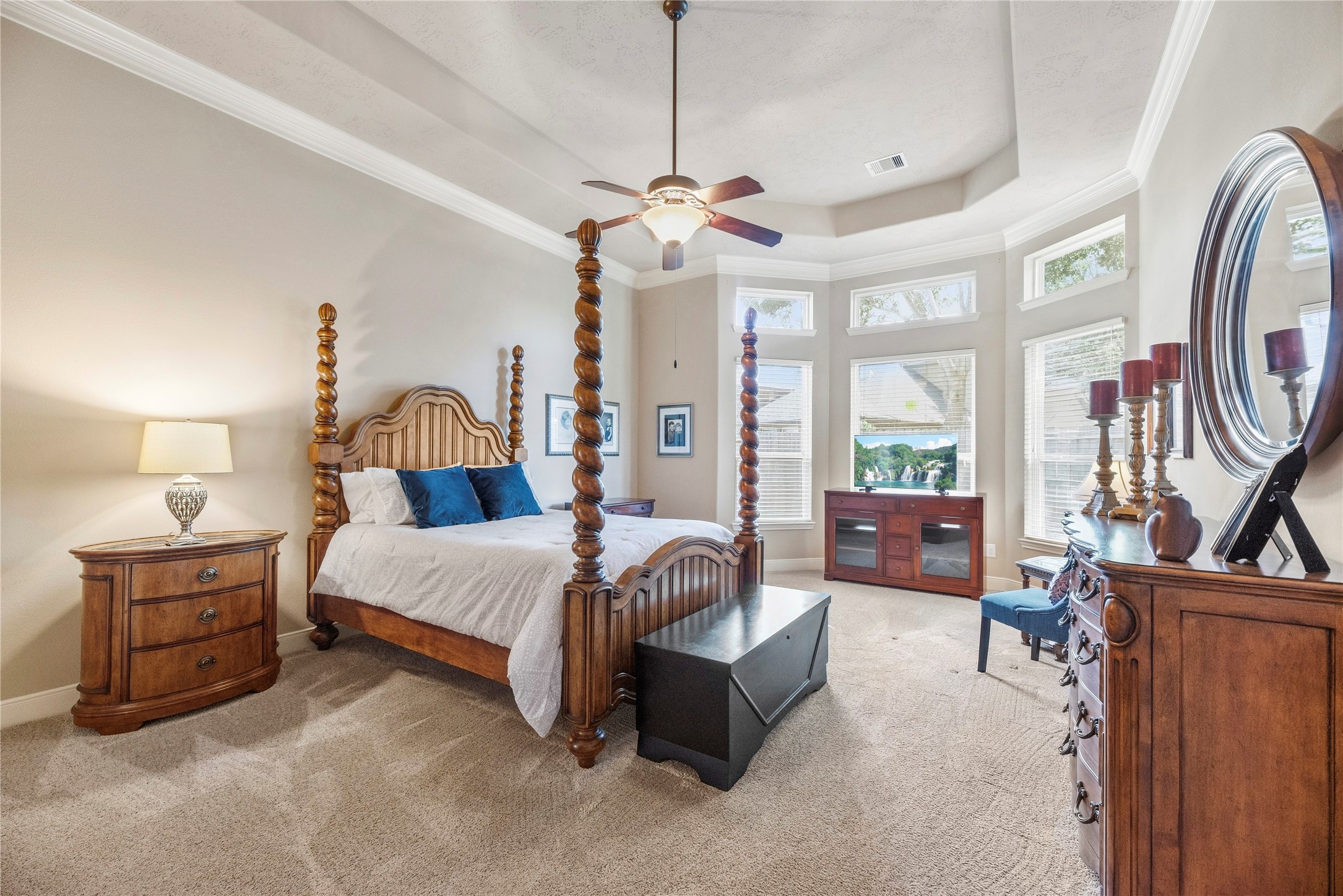 8623 Crescent Spur Drive Property Photo 15