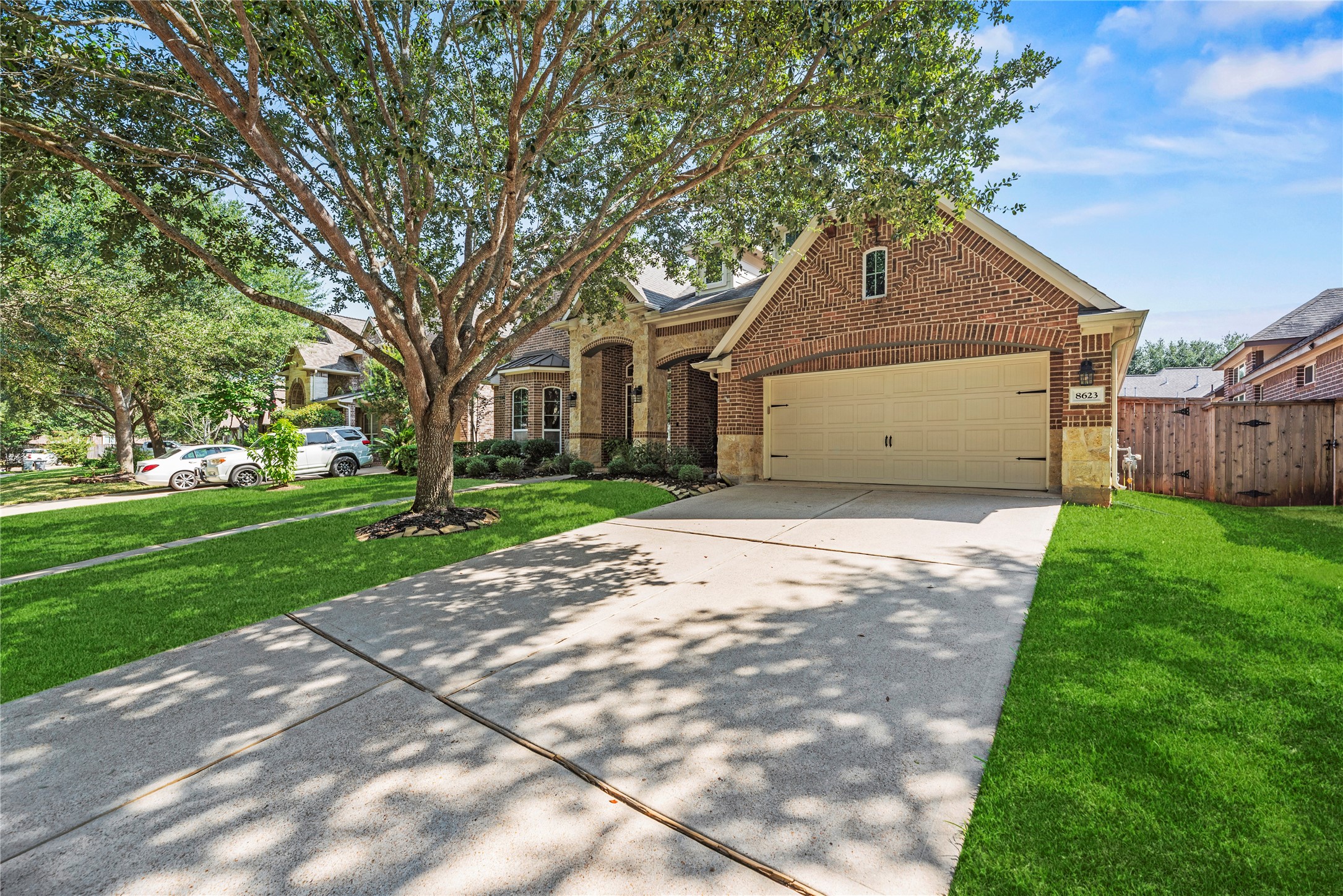 8623 Crescent Spur Drive Property Photo 26