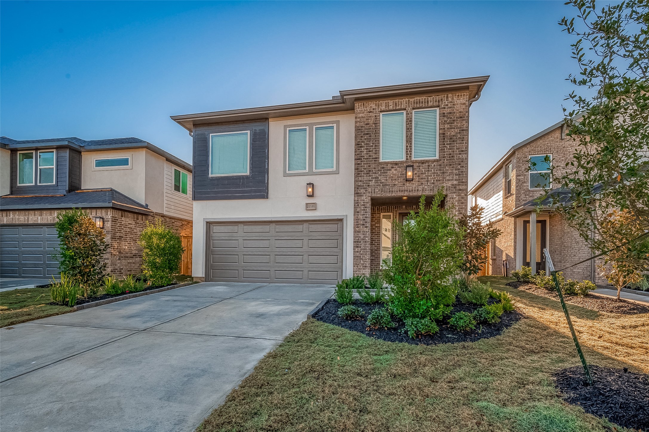 22111 Ingham Bluff Lane Property Photo 3