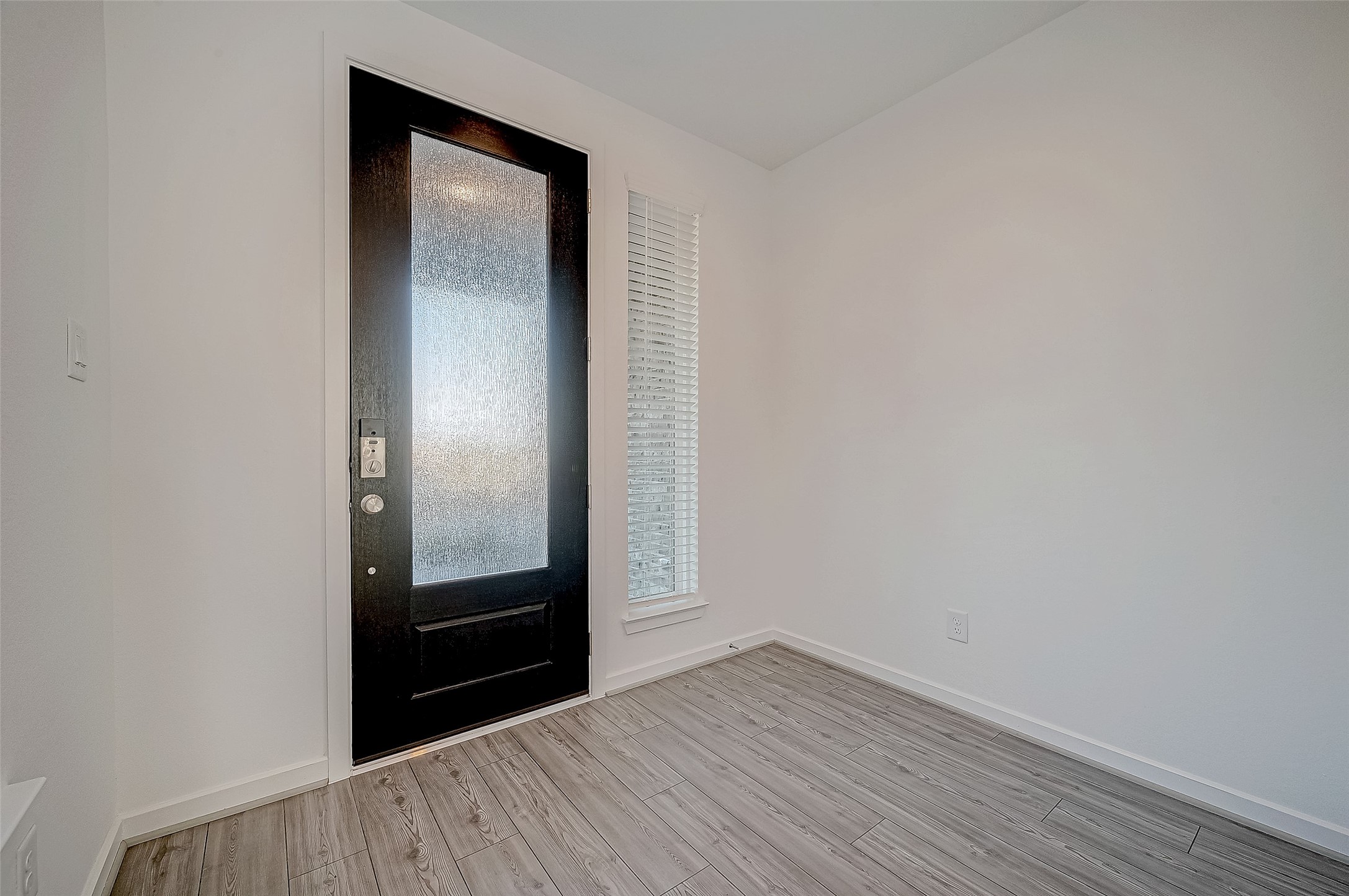 22111 Ingham Bluff Lane Property Photo 6