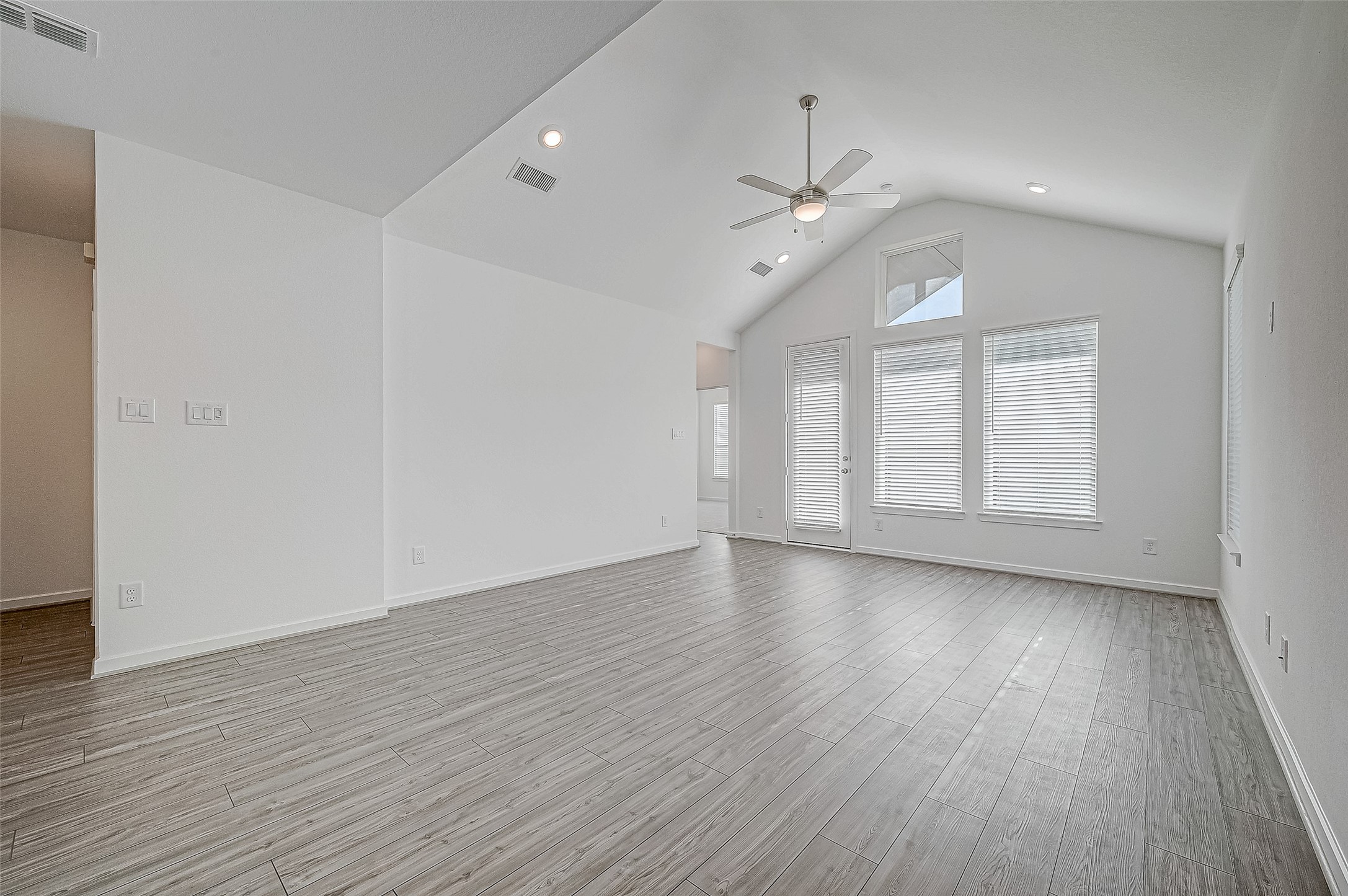 22111 Ingham Bluff Lane Property Photo 15