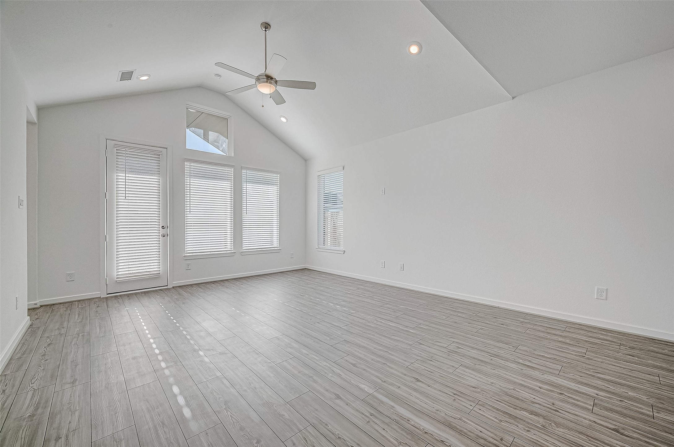 22111 Ingham Bluff Lane Property Photo 16