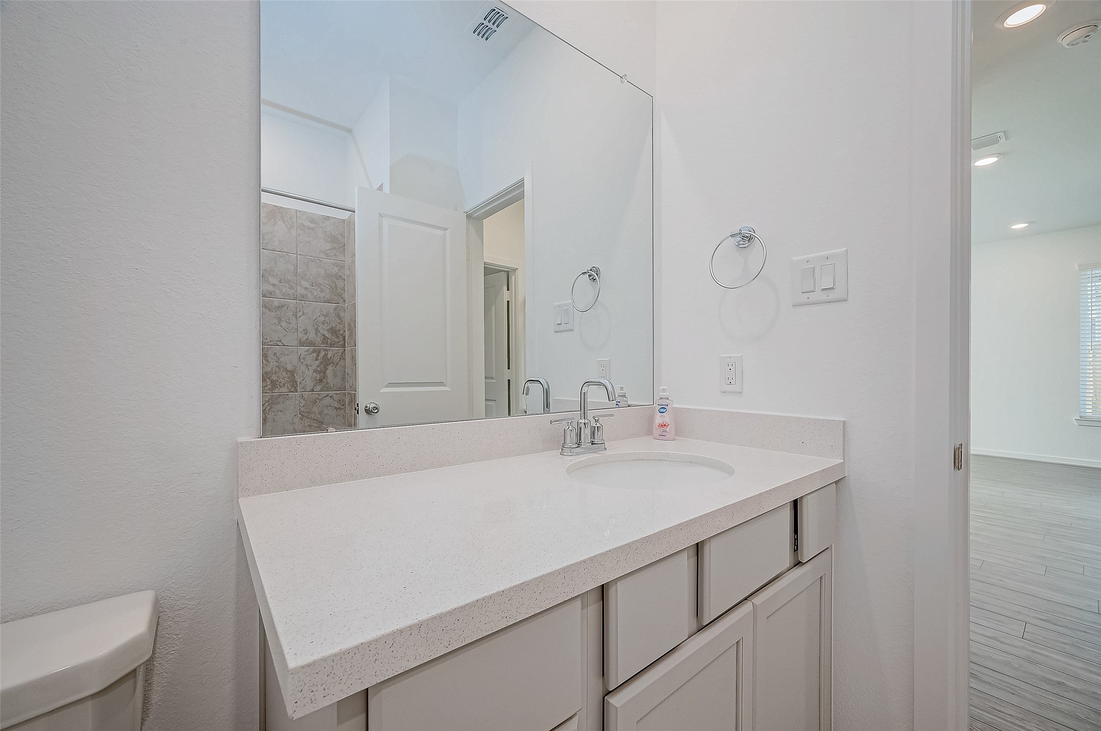 22111 Ingham Bluff Lane Property Photo 21