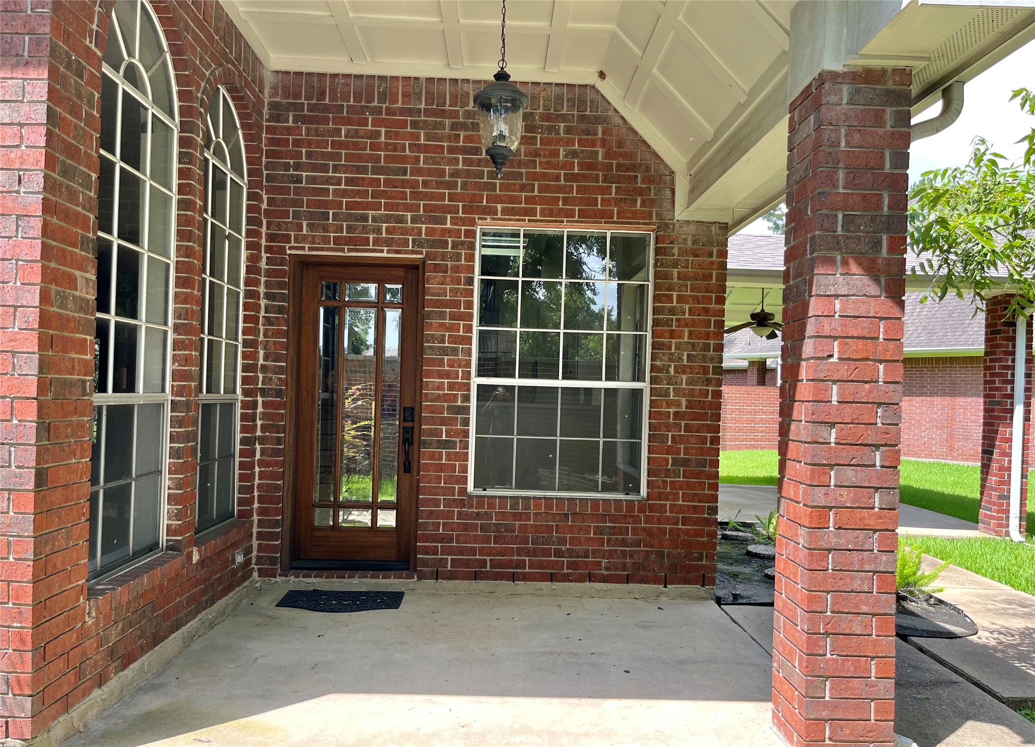 34 Grants Lake Circle Property Photo 8