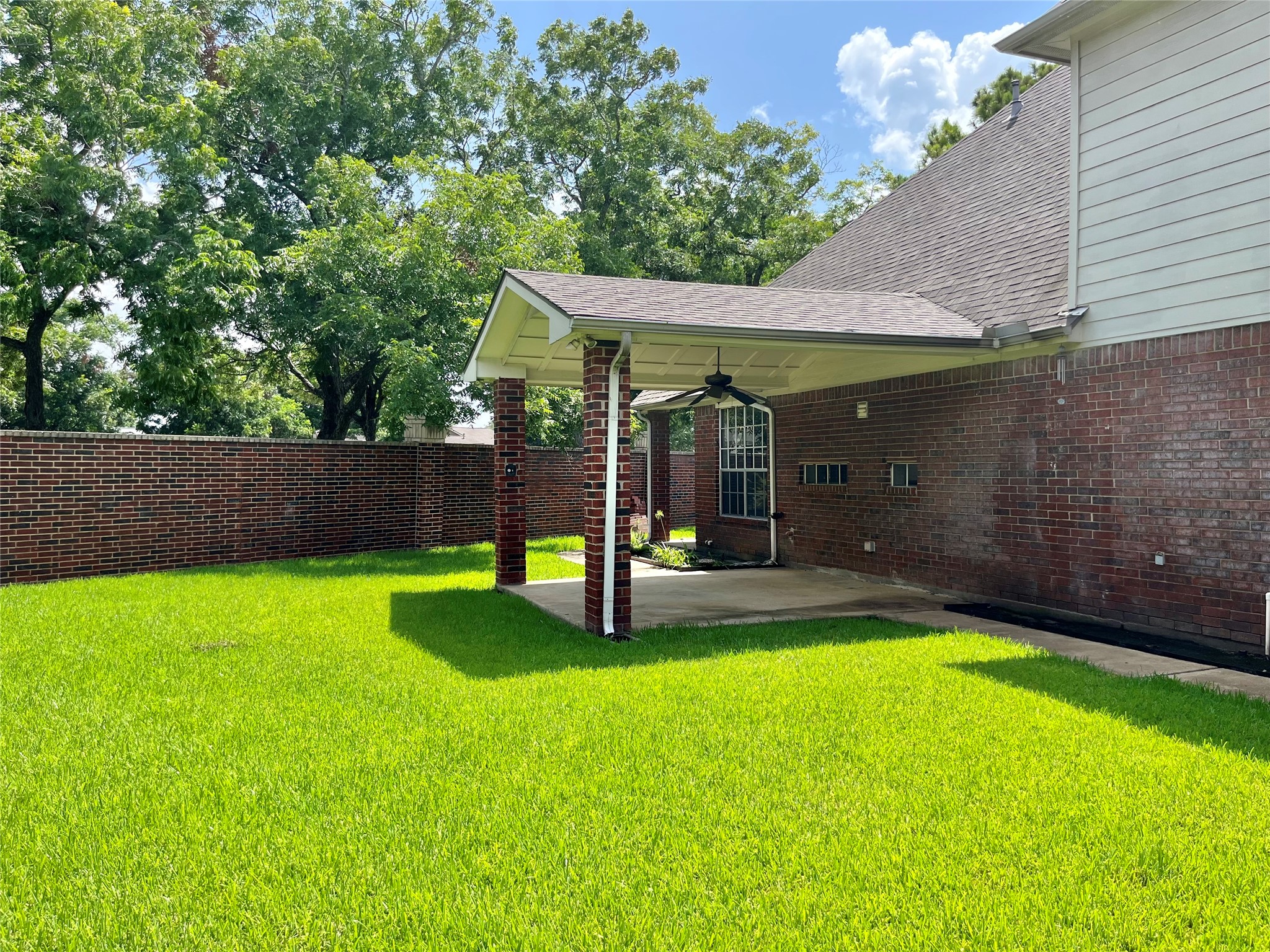 34 Grants Lake Circle Property Photo 10