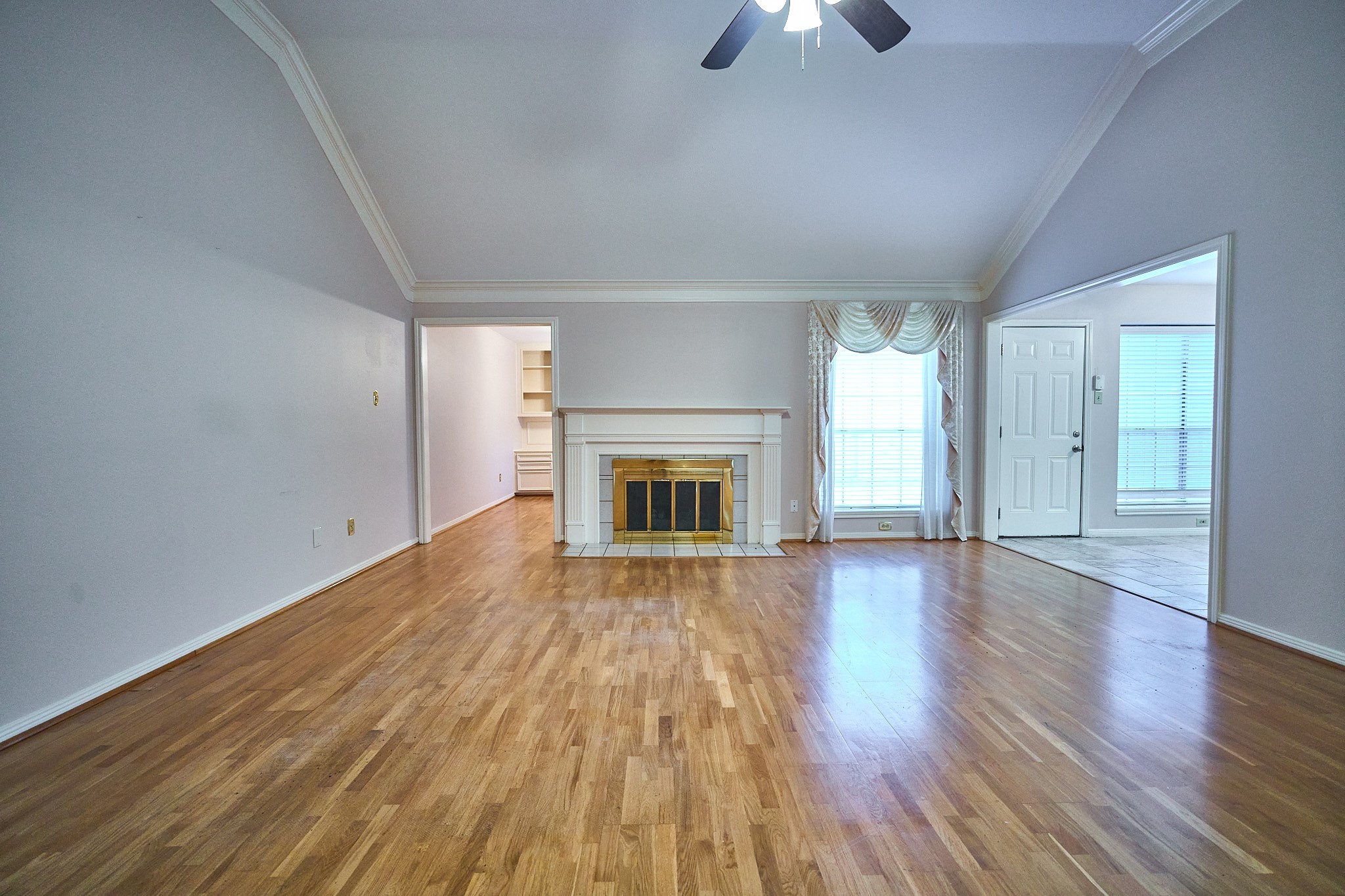 5022 Moss Run Drive Property Photo 5