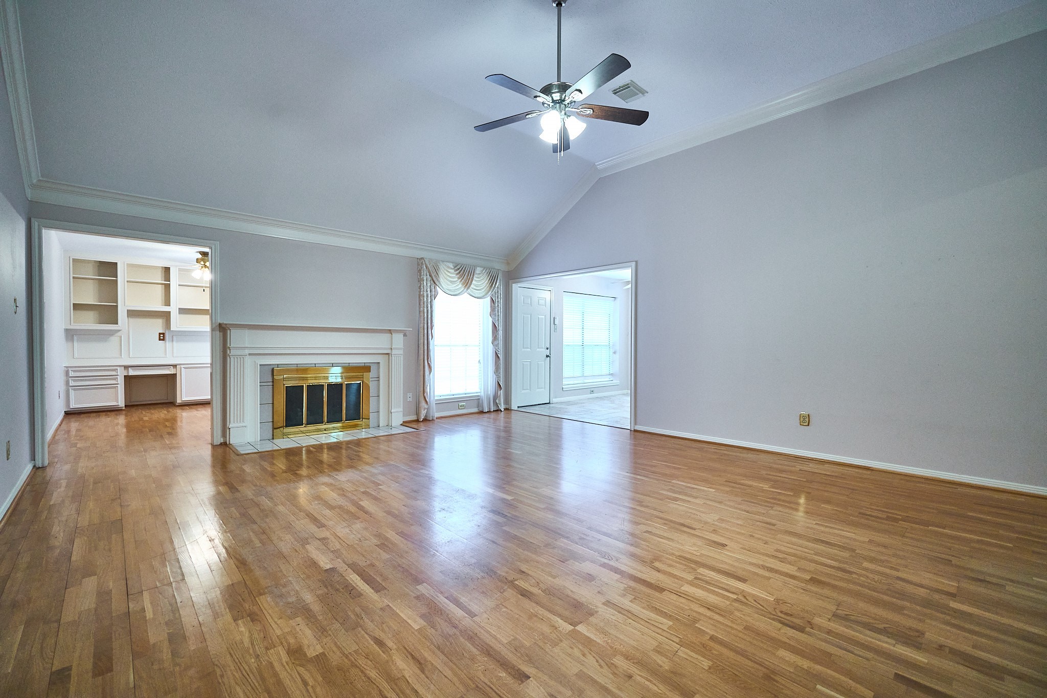 5022 Moss Run Drive Property Photo 6