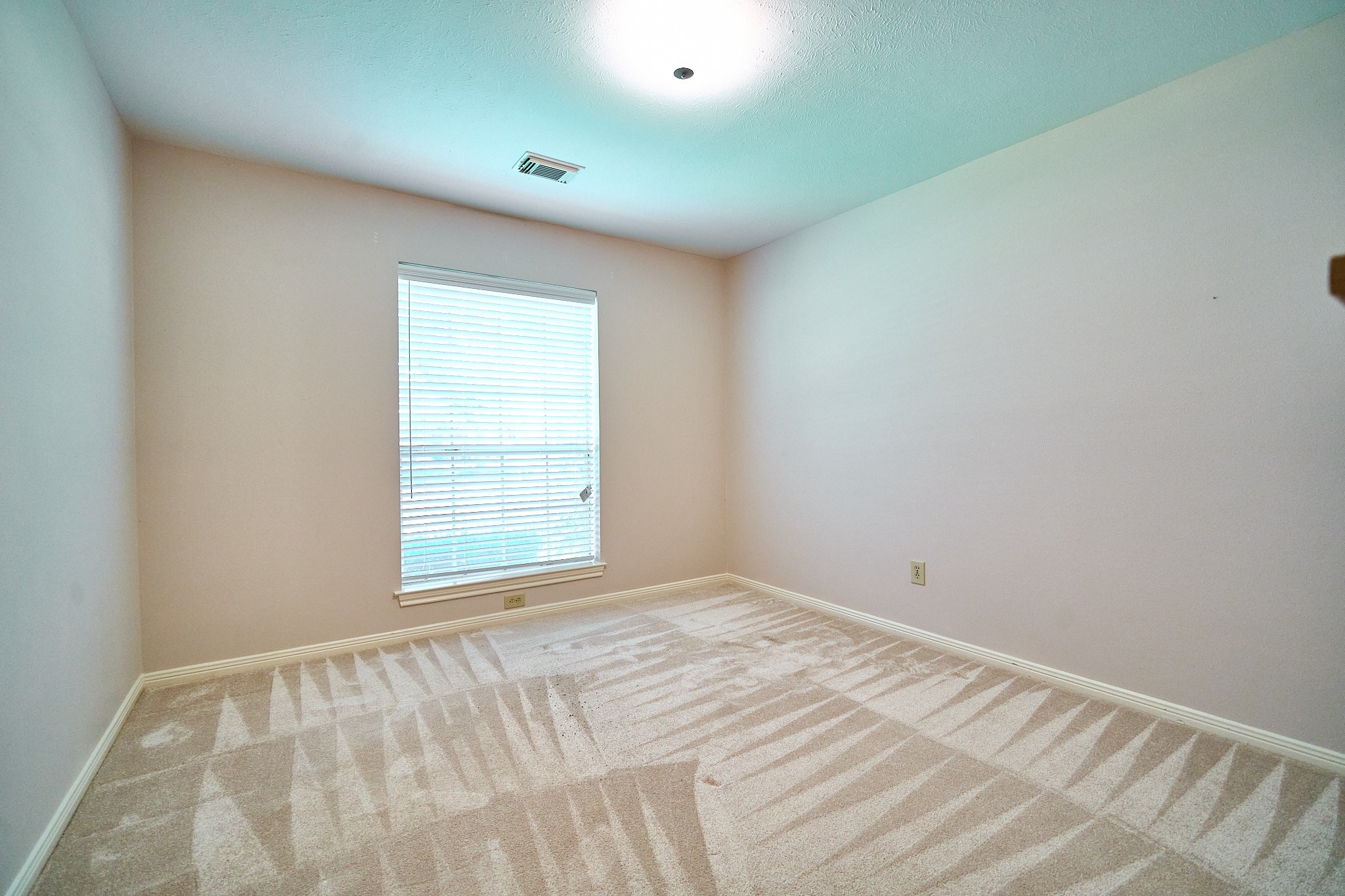 5022 Moss Run Drive Property Photo 13