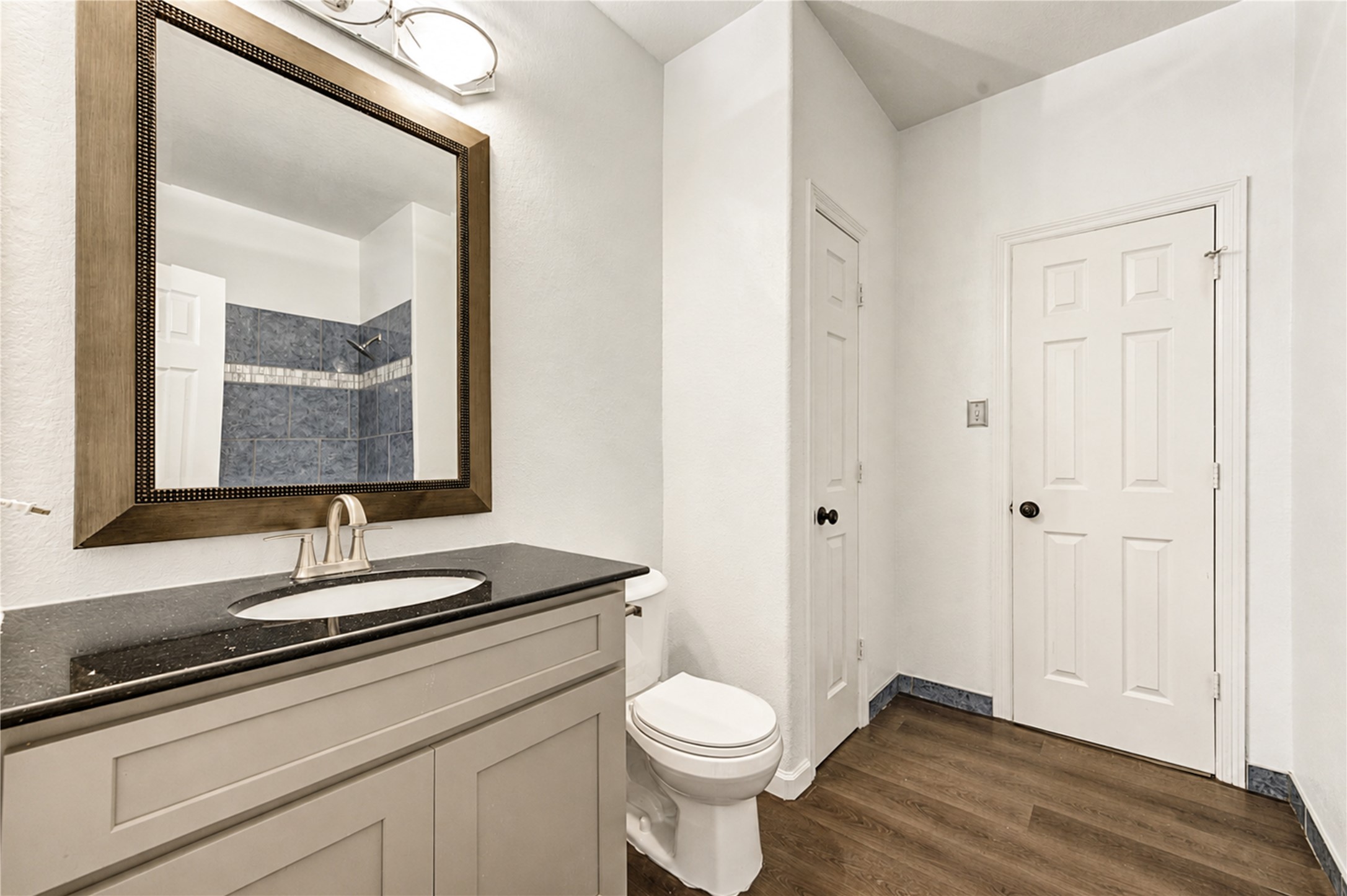 17415 Elverson Oaks Drive Property Photo 7