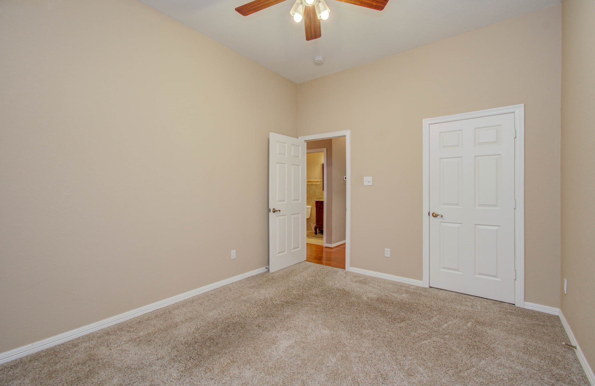 14403 Red Tailed Hawk Lane Property Photo 13