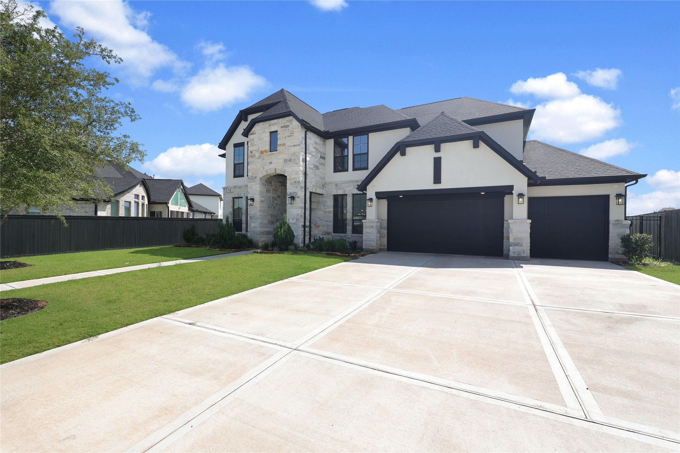 307 May Meadow Lane Property Photo 2