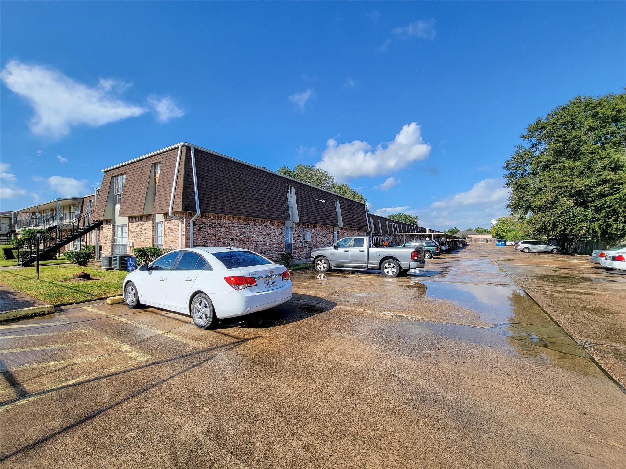 5252 Twin City Highway 448 Property Photo 4