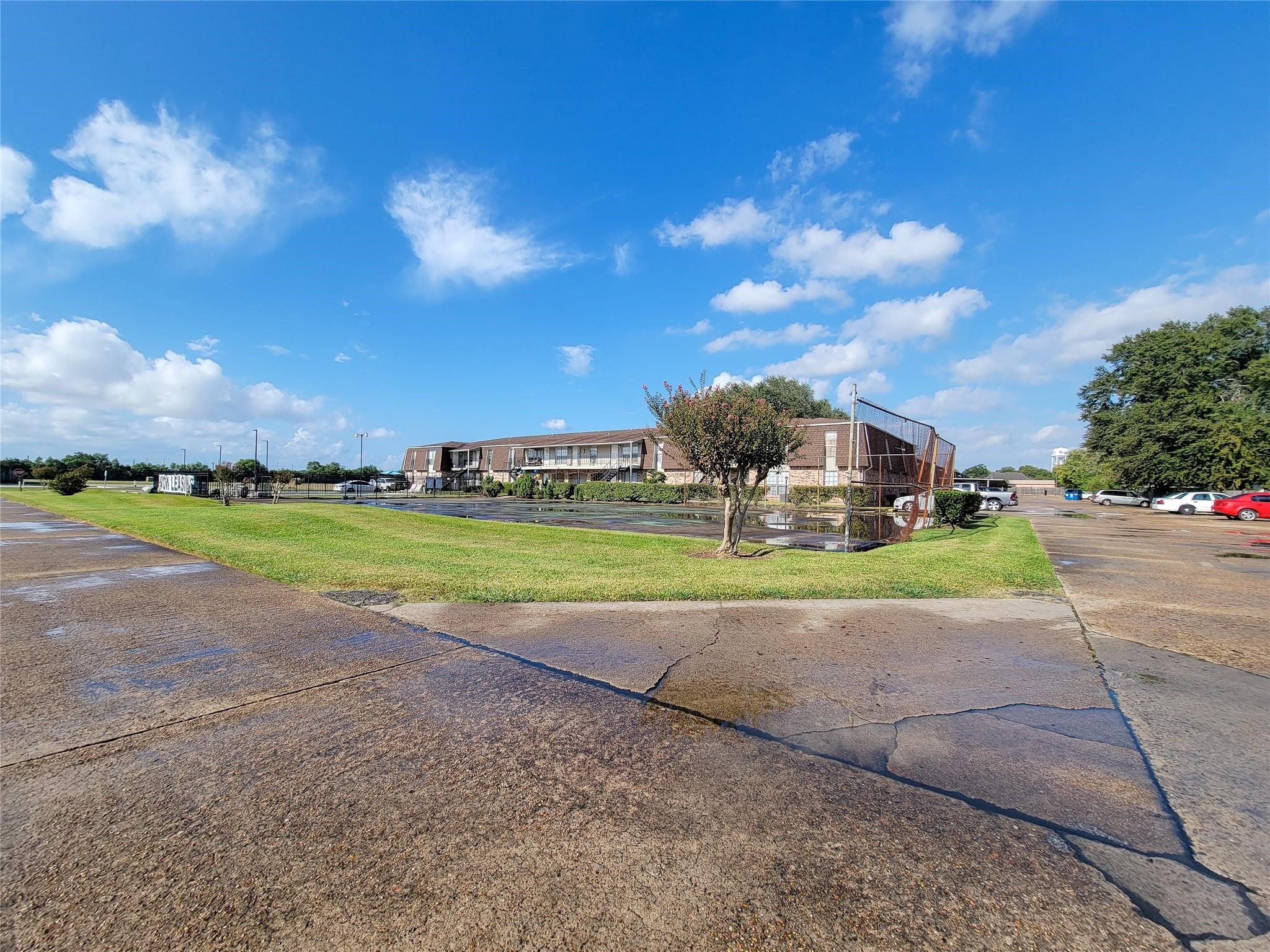 5252 Twin City Highway 448 Property Photo 10