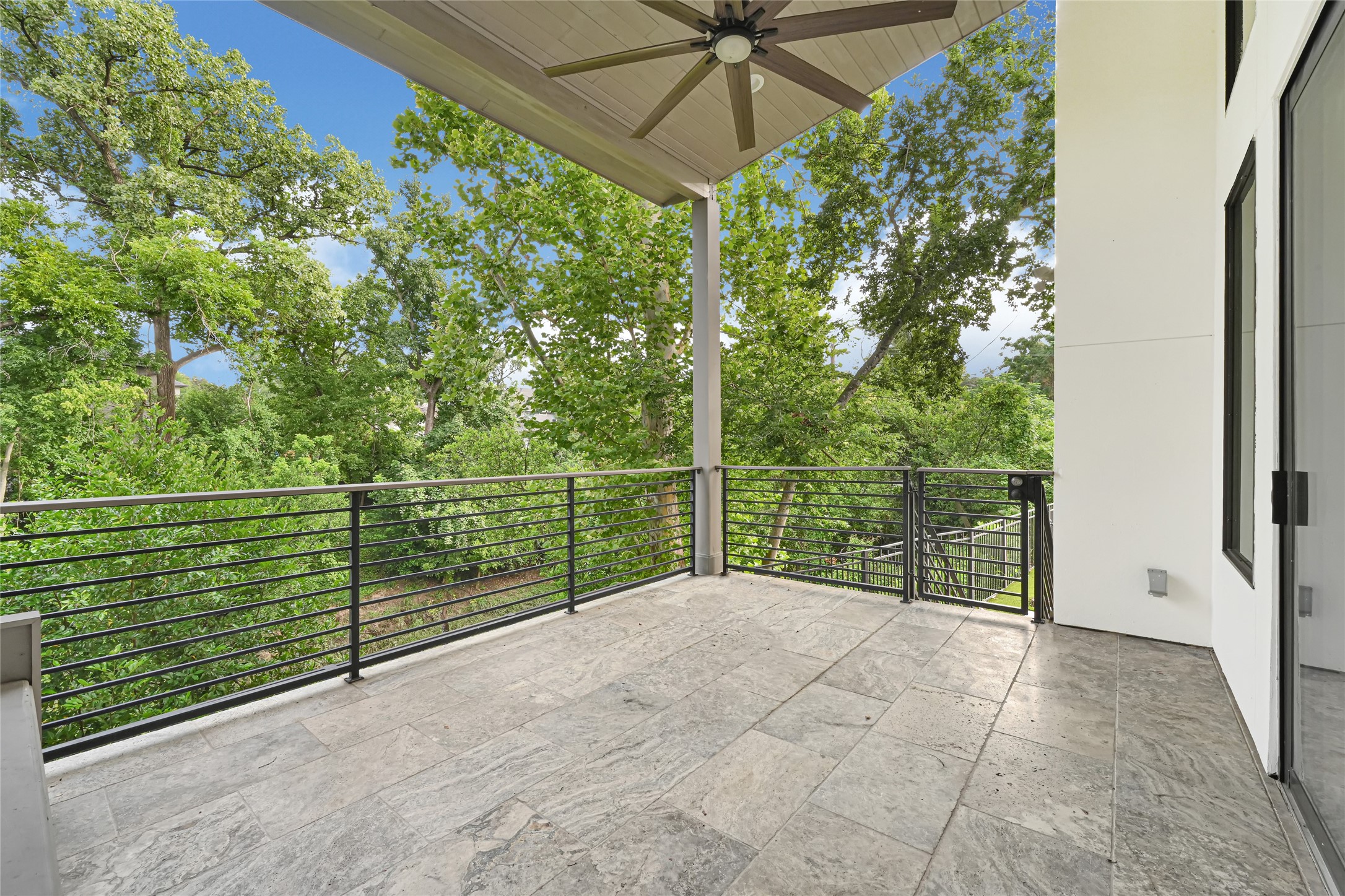 922 T C Jester Boulevard Property Photo 6