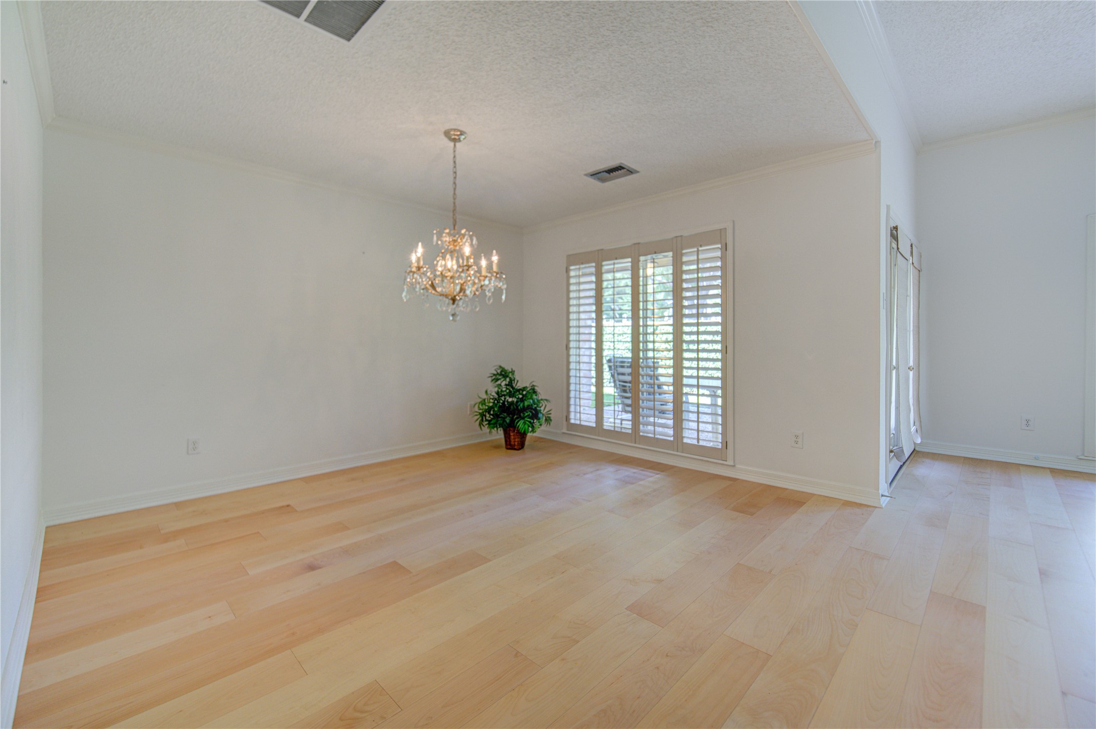 322 Champions Colony Iii Property Photo 7