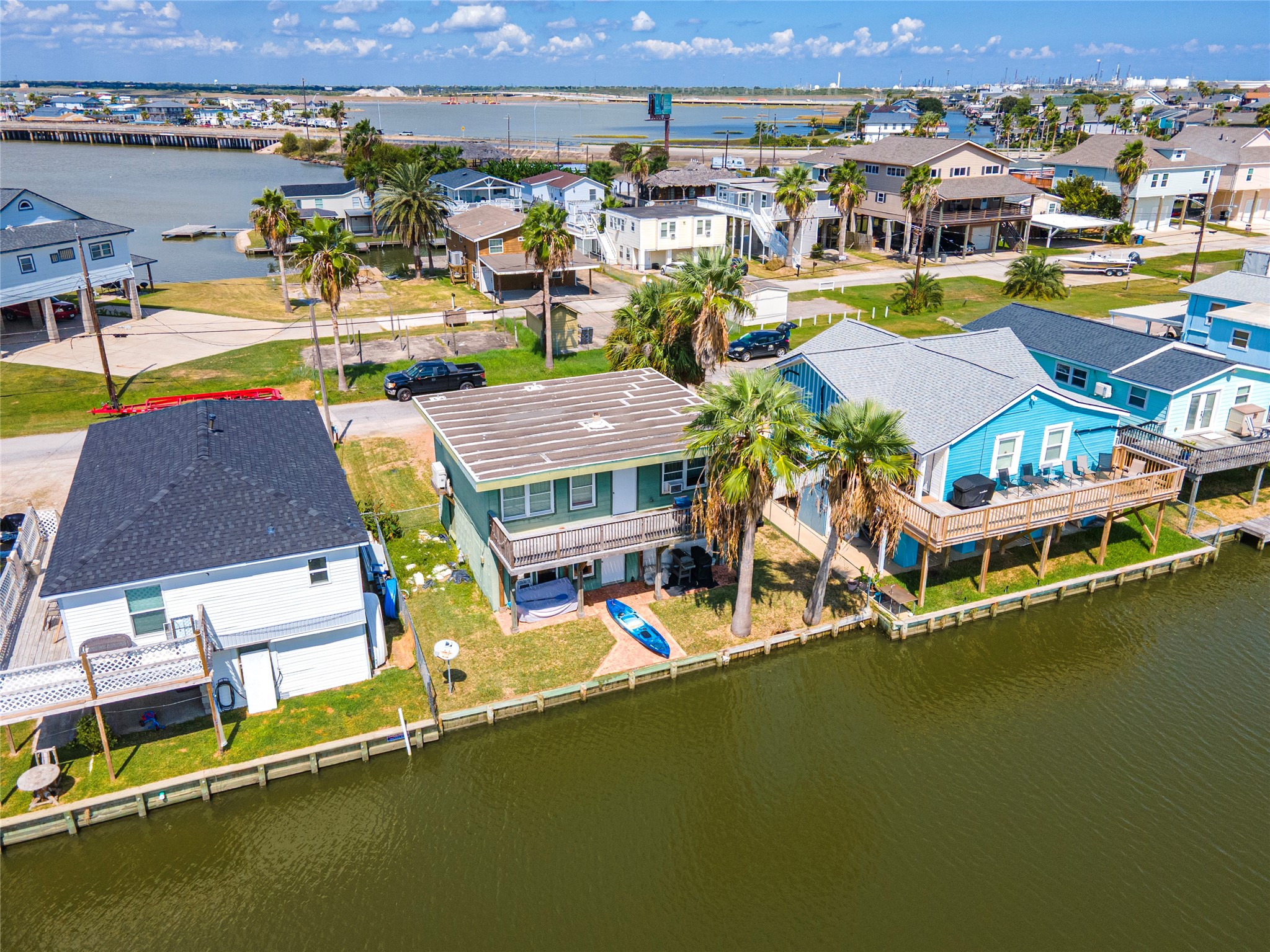 40 Lakeside Drive Property Photo 1