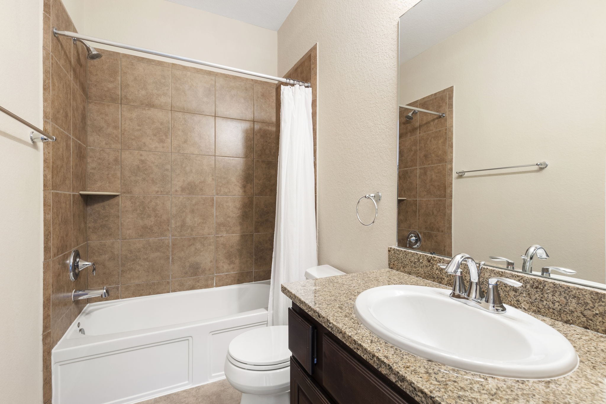 122 Cheswood Manor Drive Property Photo 28