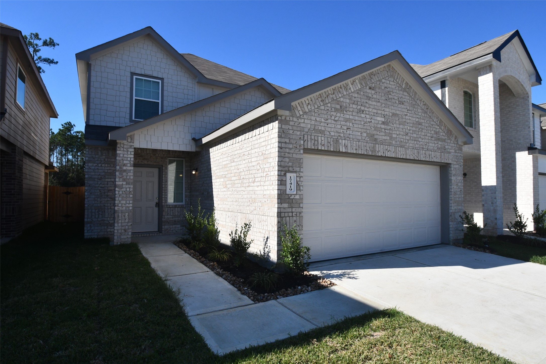 17419 Cuthbert Street Property Photo 1