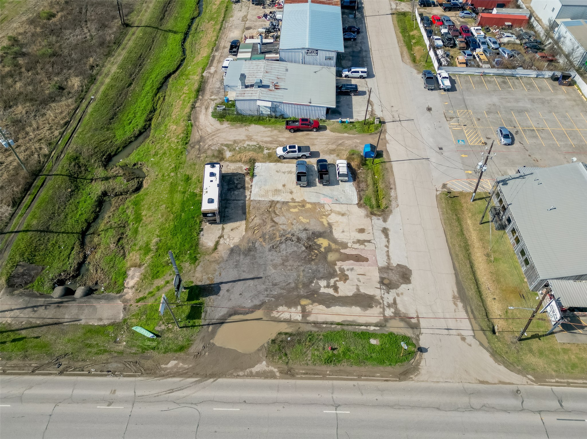 14915 Fm 2100 Road Property Photo 2