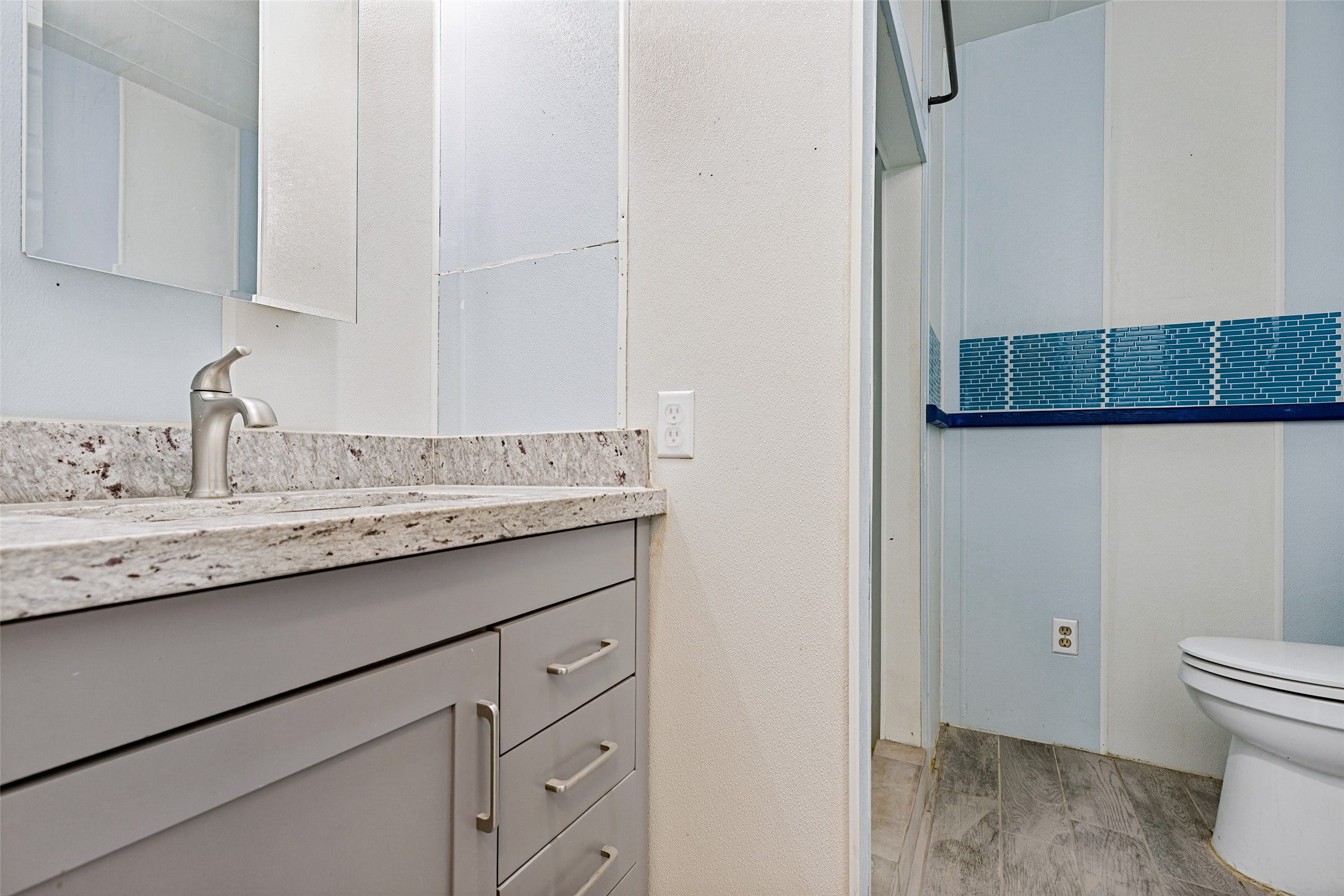 11806 E Jane Lane Property Photo 9