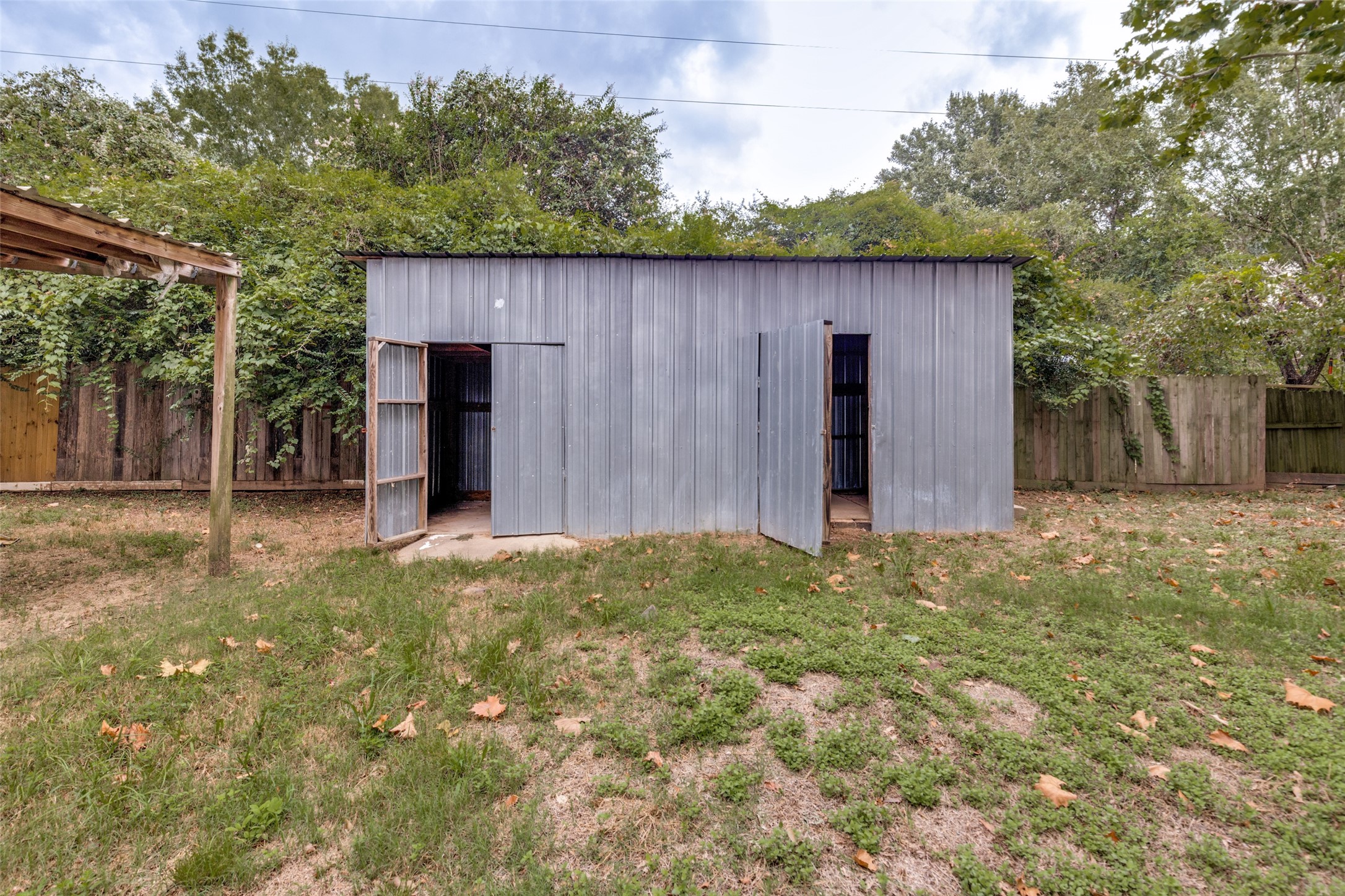 11806 E Jane Lane Property Photo 27