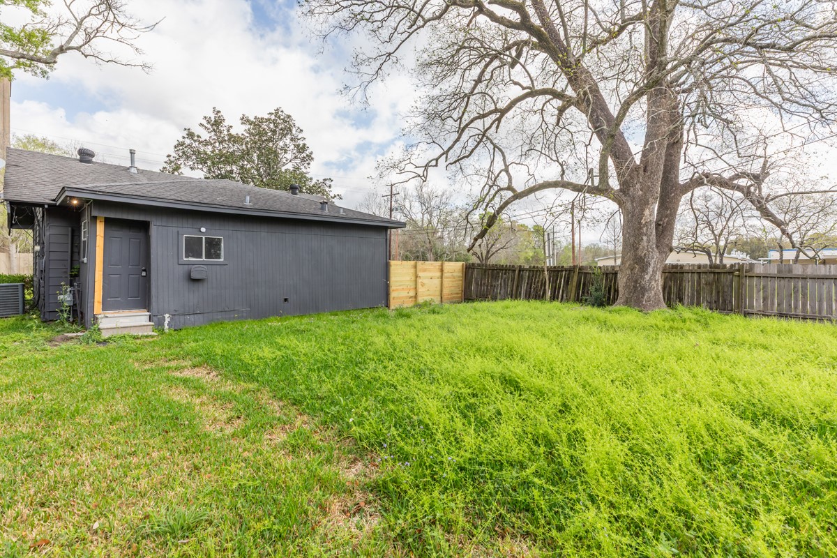 8265 Mclean Street Property Photo 21