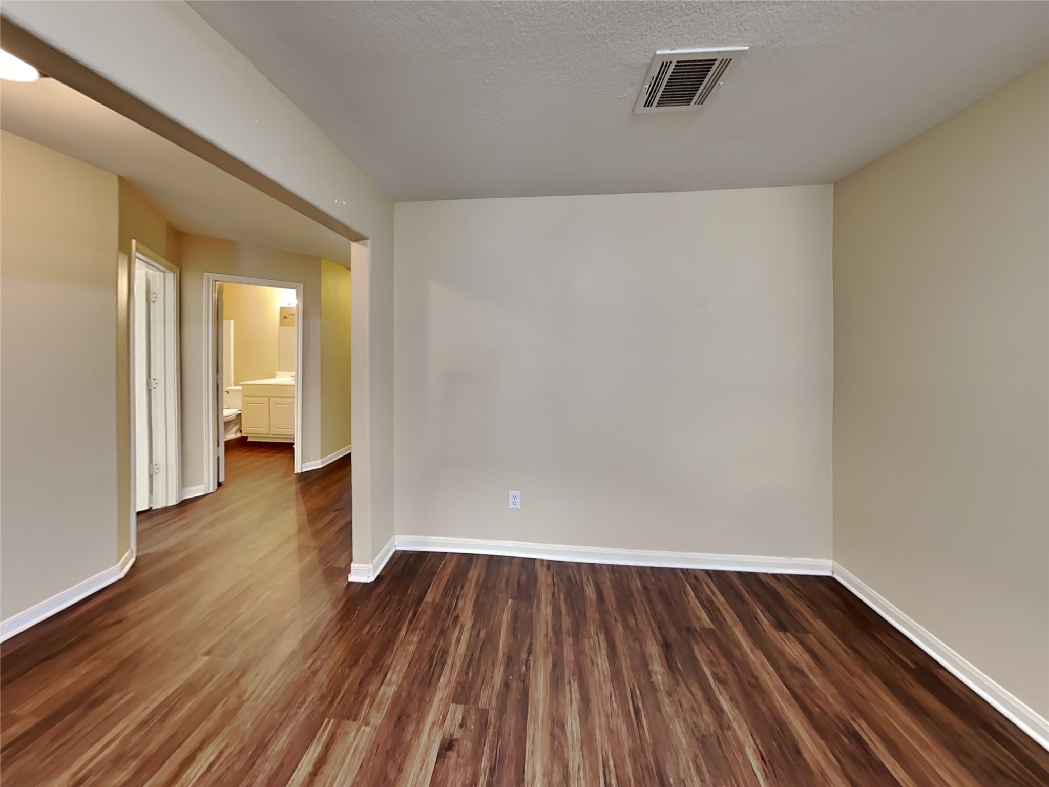 4410 Nueces River Loop Property Photo 3