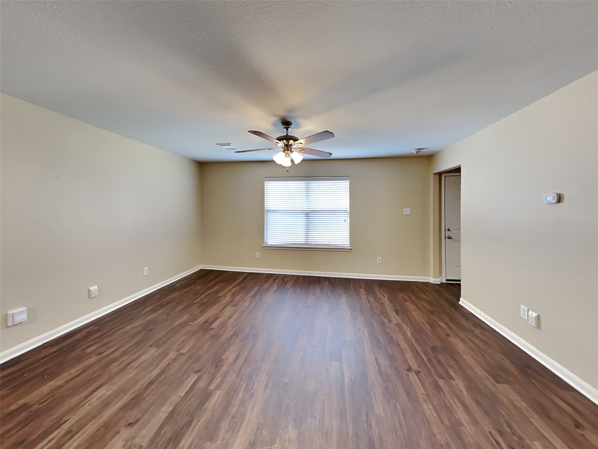 4410 Nueces River Loop Property Photo 7