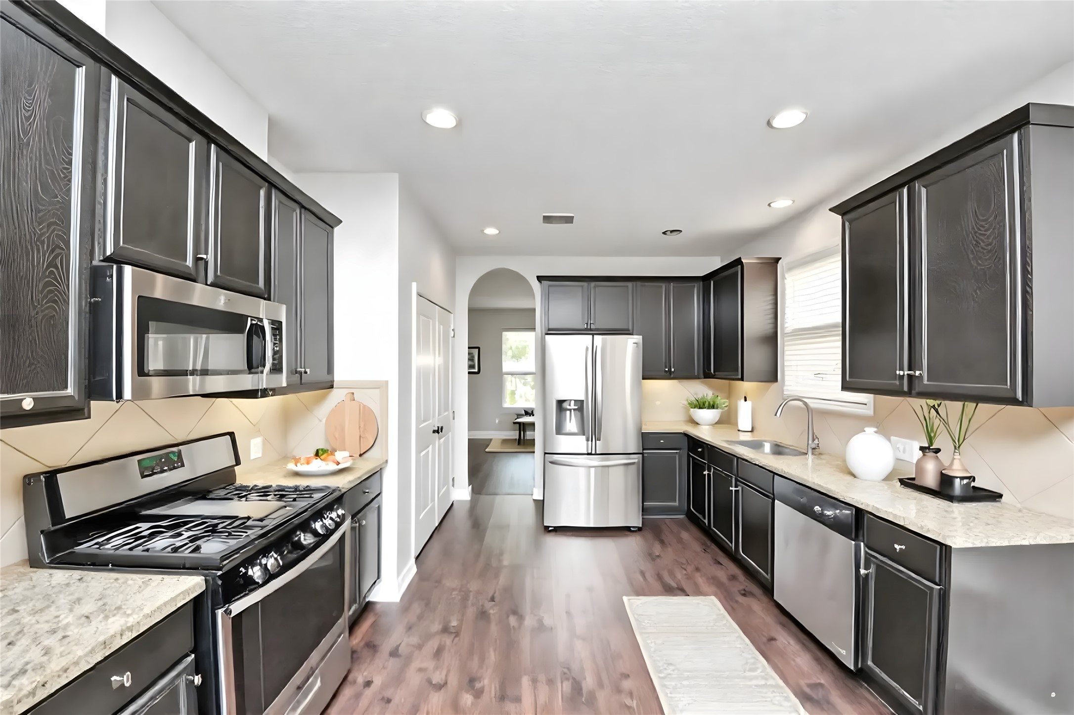 20610 Arrow Falls Lane Property Photo 8