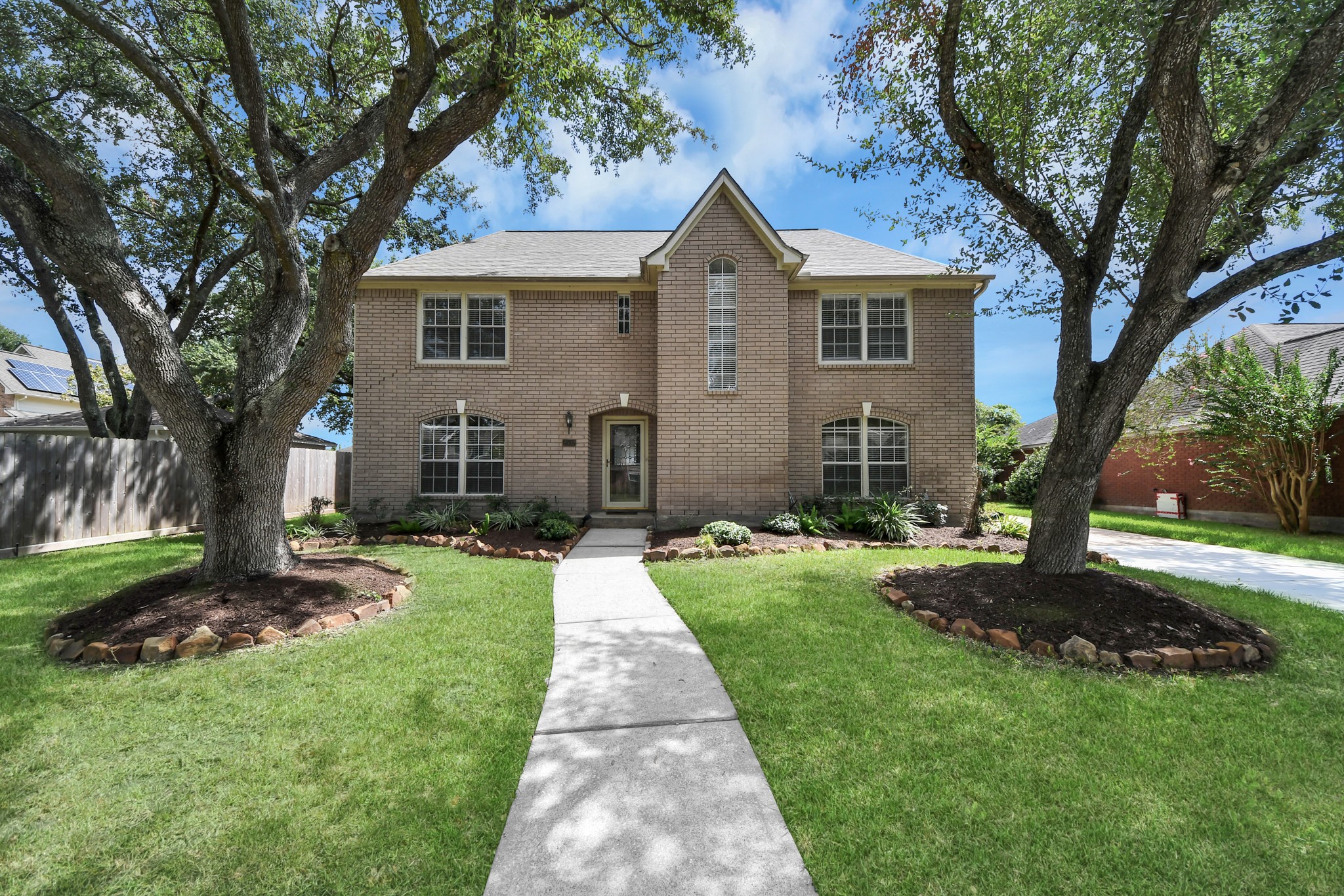 2502 Fairwind Drive Property Photo 1