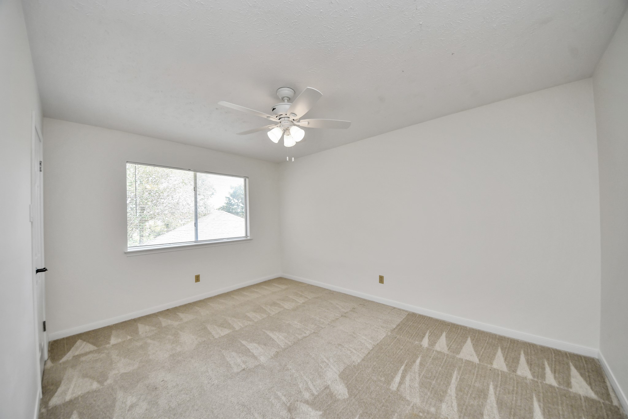 2502 Fairwind Drive Property Photo 26