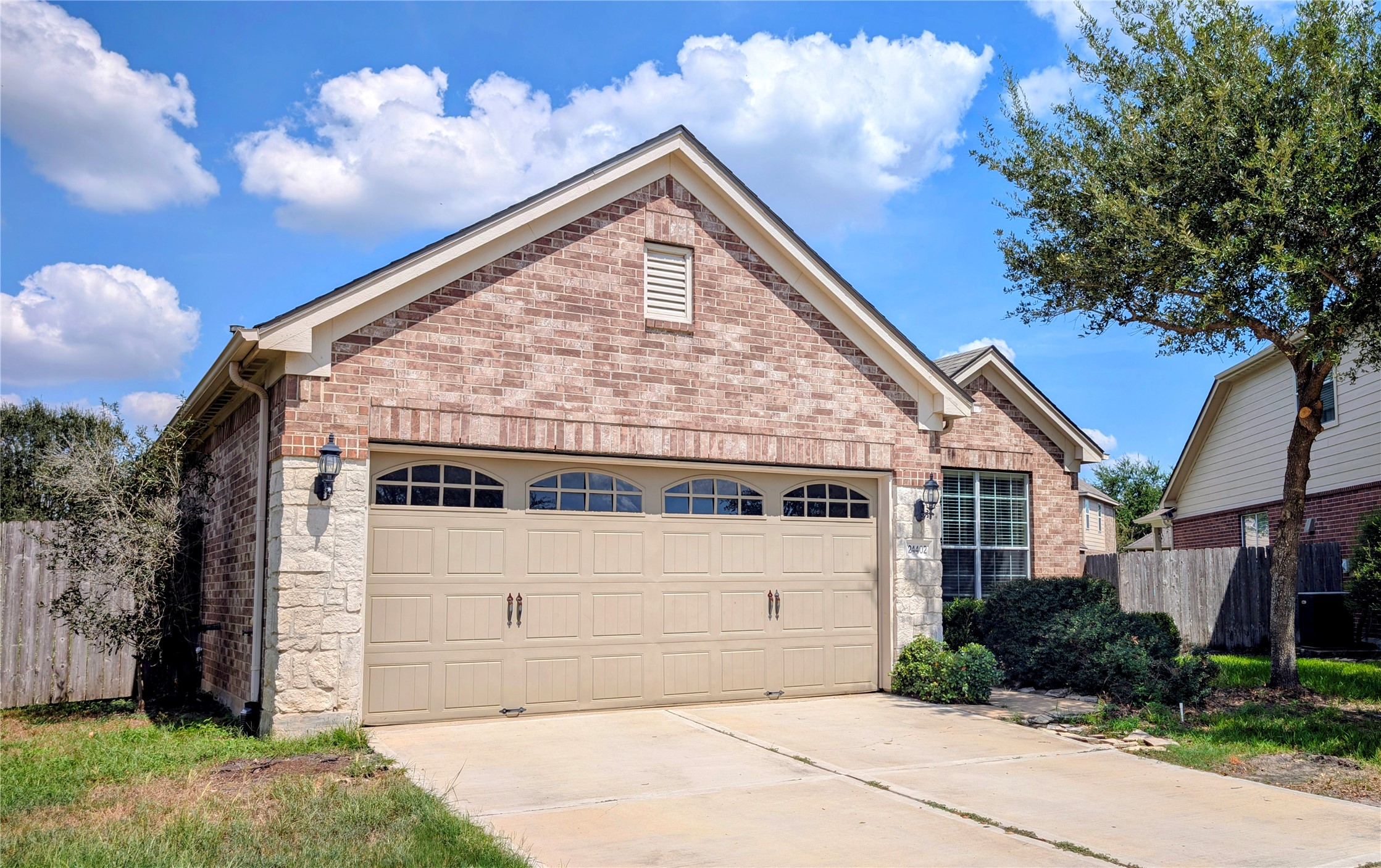 24402 Dartford Springs Lane Property Photo 2
