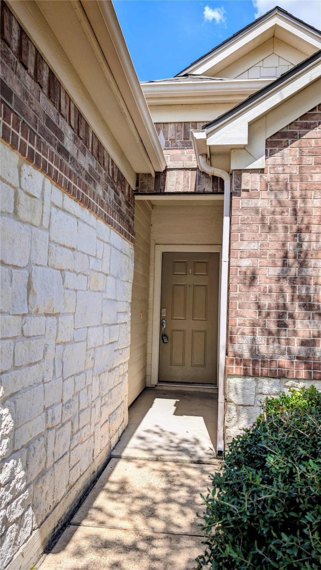 24402 Dartford Springs Lane Property Photo 3