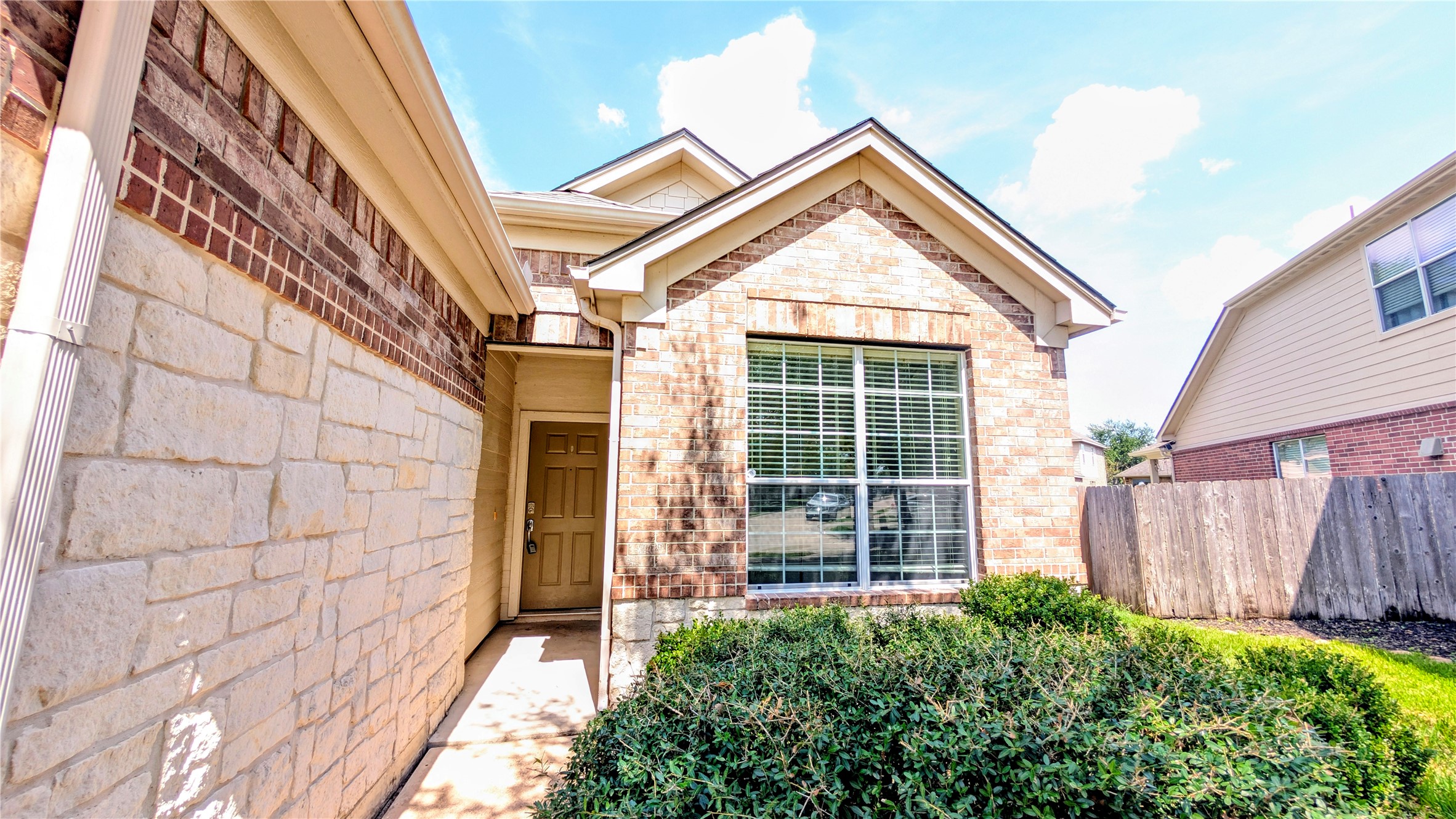 24402 Dartford Springs Lane Property Photo 4