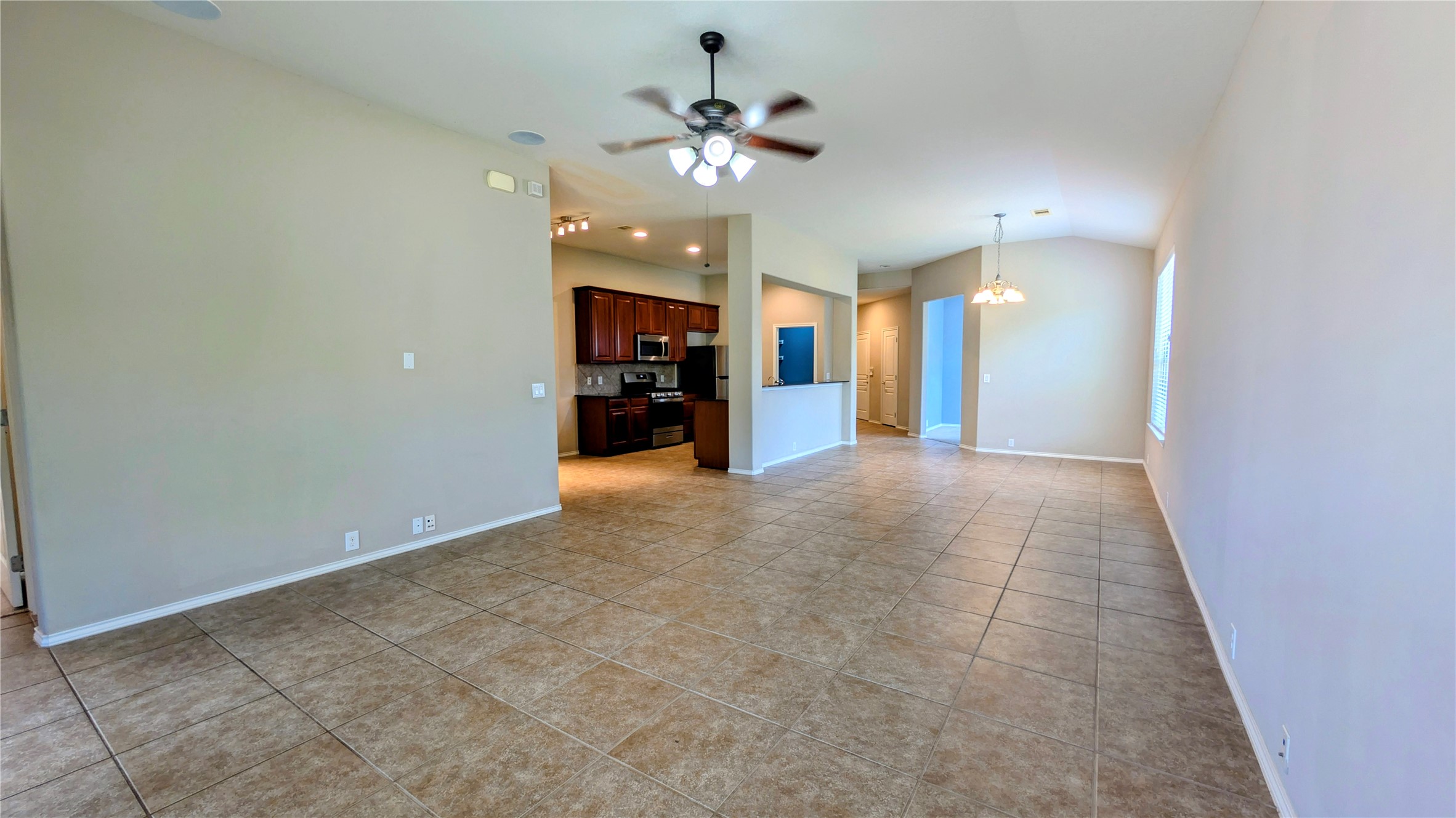 24402 Dartford Springs Lane Property Photo 9