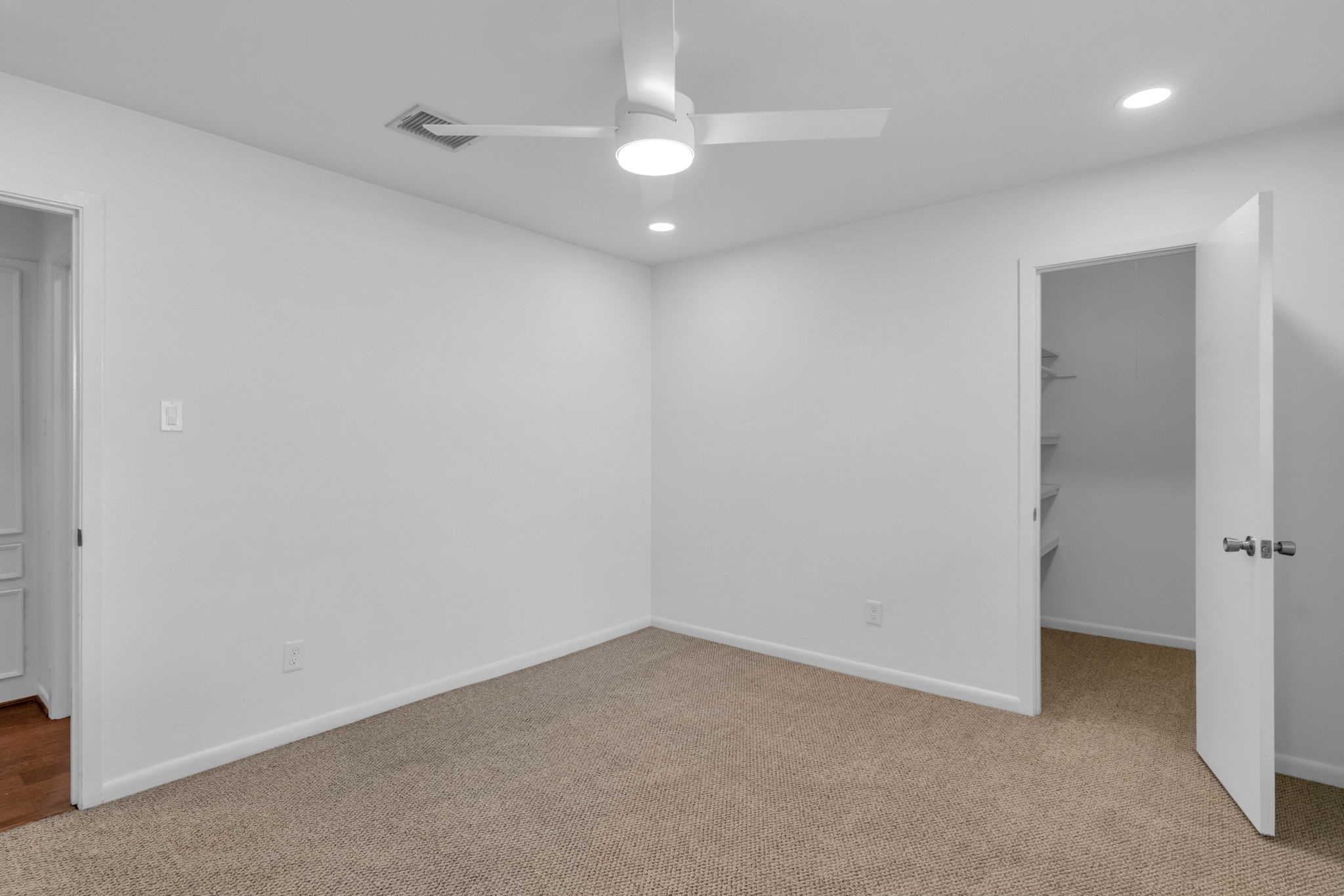 11418 Valley Stream Drive Property Photo 29