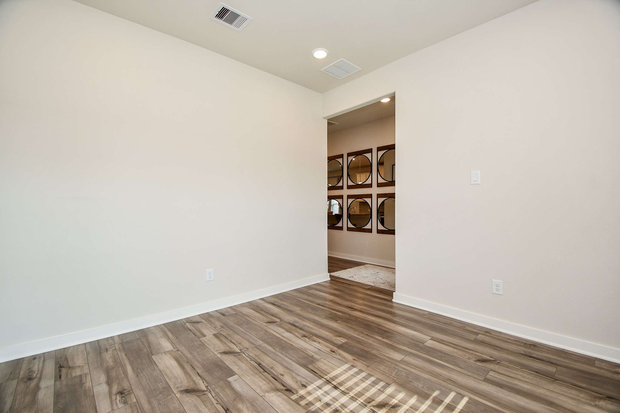 8035 Virginia Drive Property Photo 5