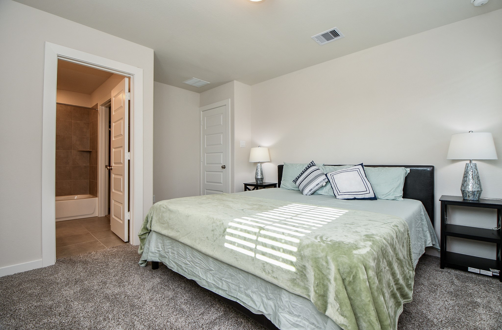 8035 Virginia Drive Property Photo 18