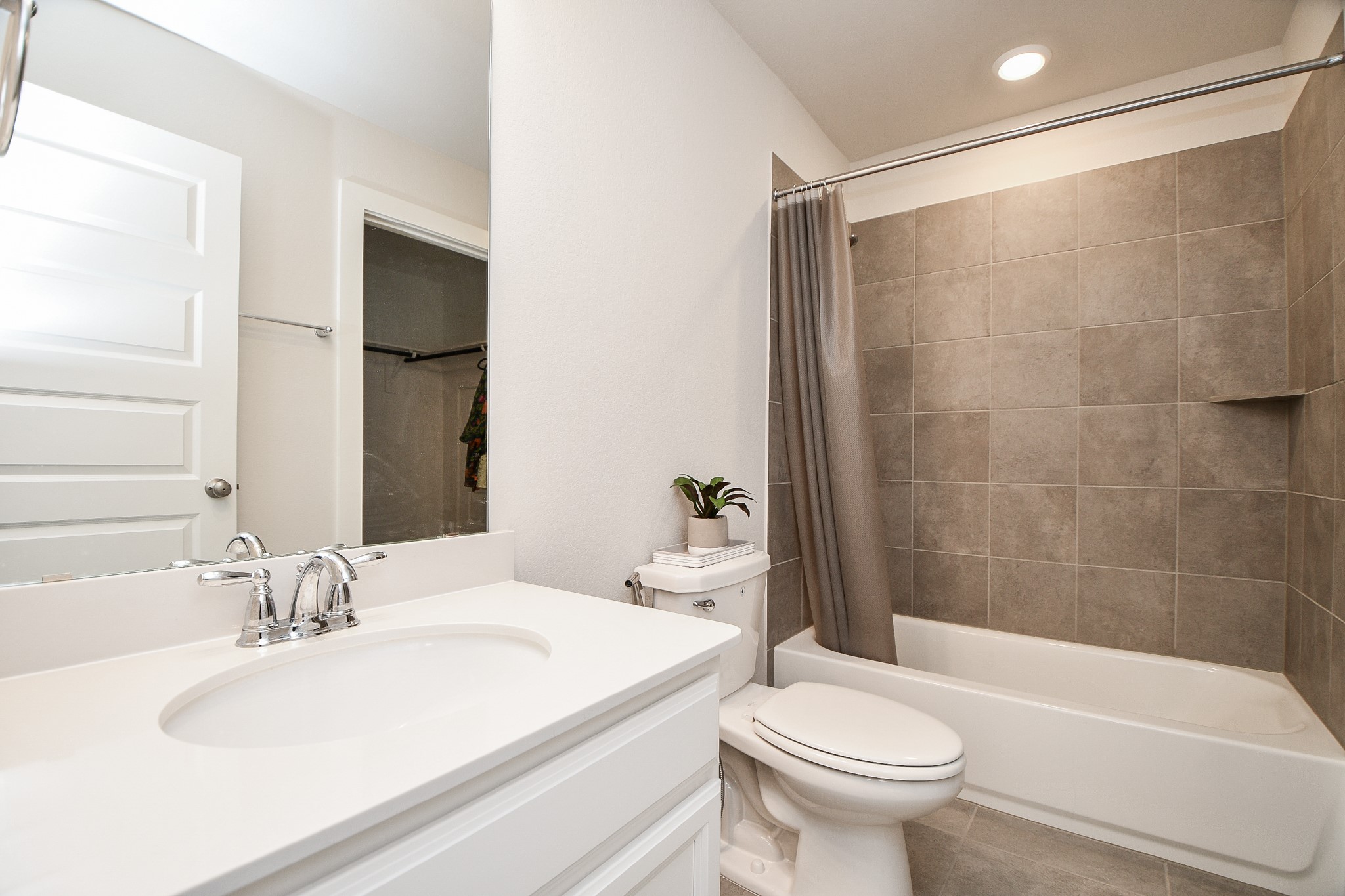 8035 Virginia Drive Property Photo 23