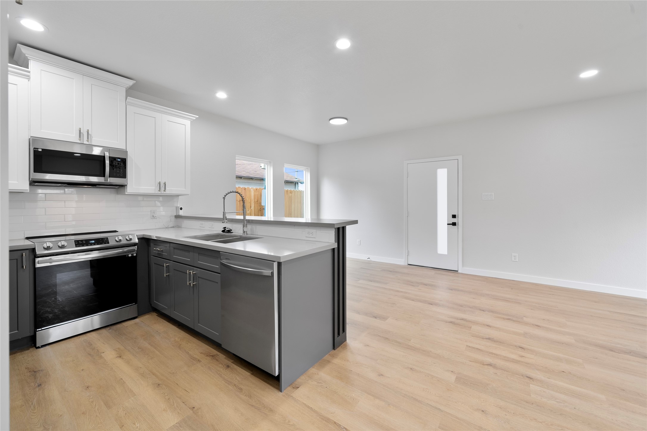7220 S Hall Street A Property Photo 13