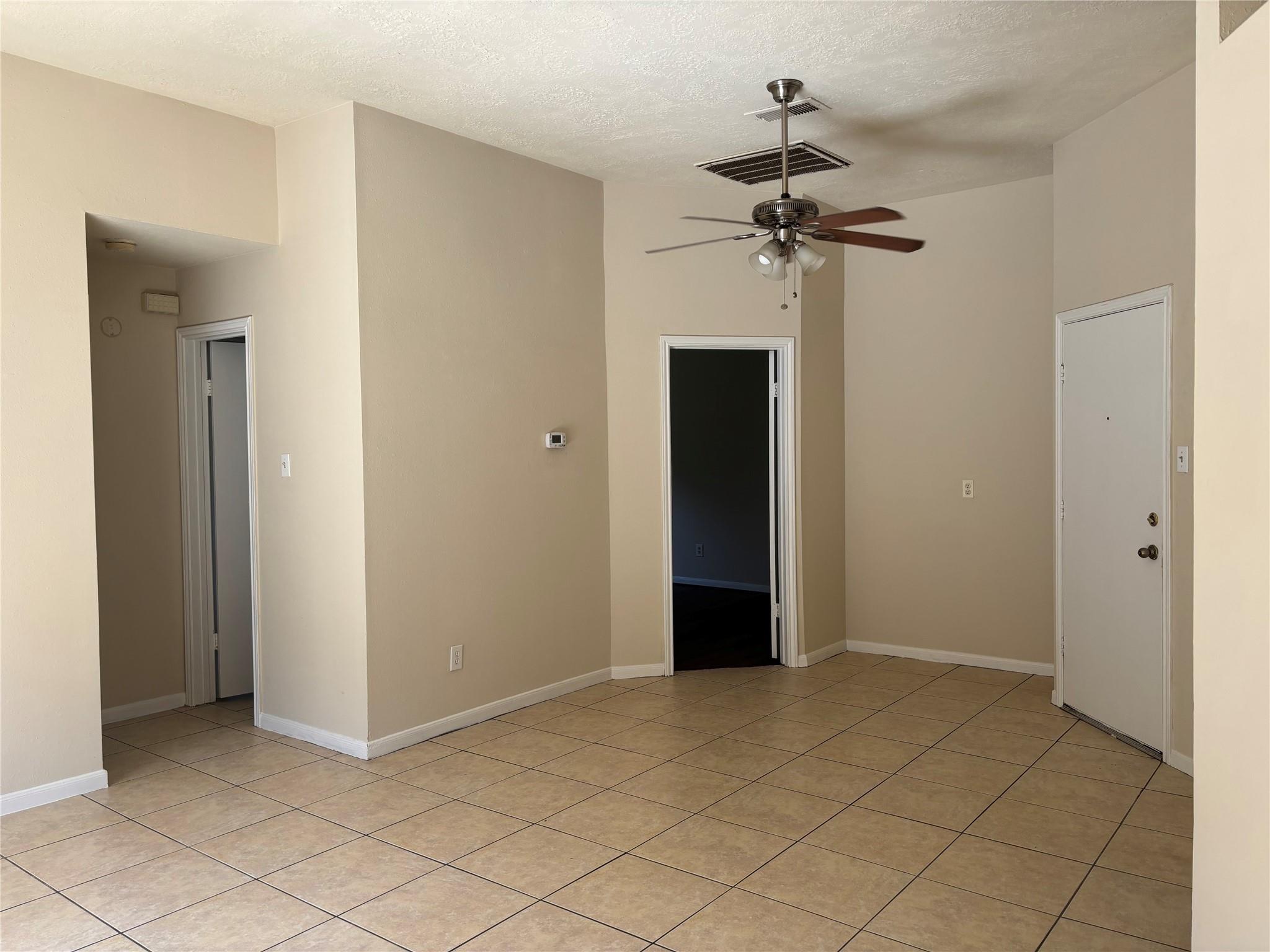 17090 Kilwinning Drive Property Photo 3